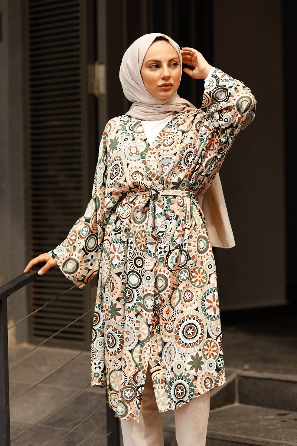 Karmaşık Çiçek Desen Kemerli Salaş Kimono - Haki