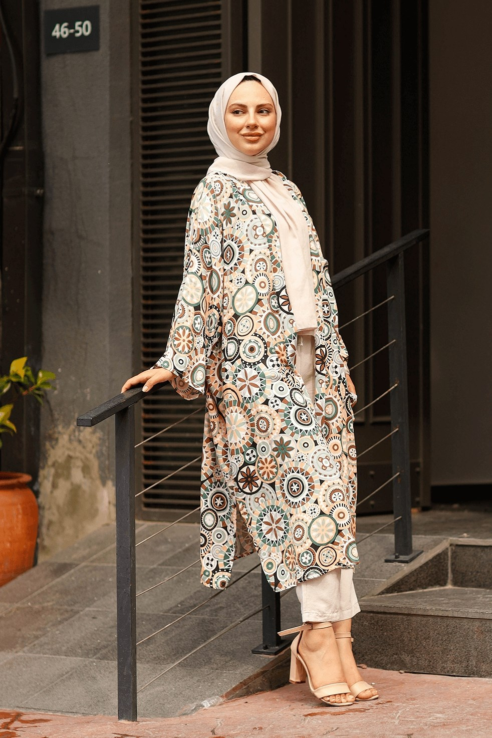 Karmaşık Çiçek Desen Kemerli Salaş Kimono - Haki