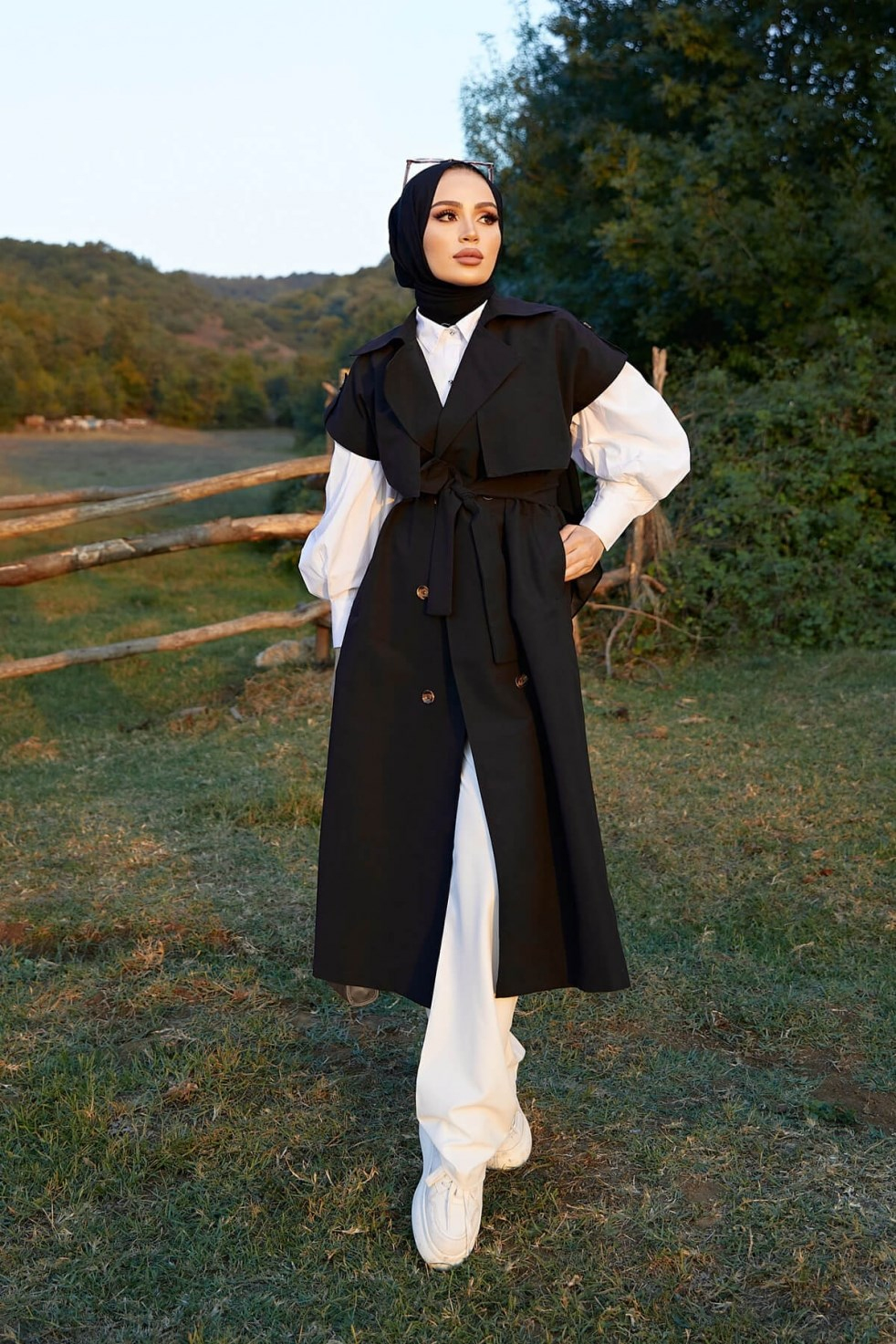 Kolsuz Oversize Kuşaklı Trençkot  - Siyah