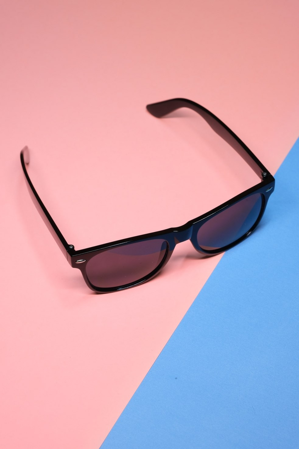 Taş Detay Oval Gözlük -Siyah