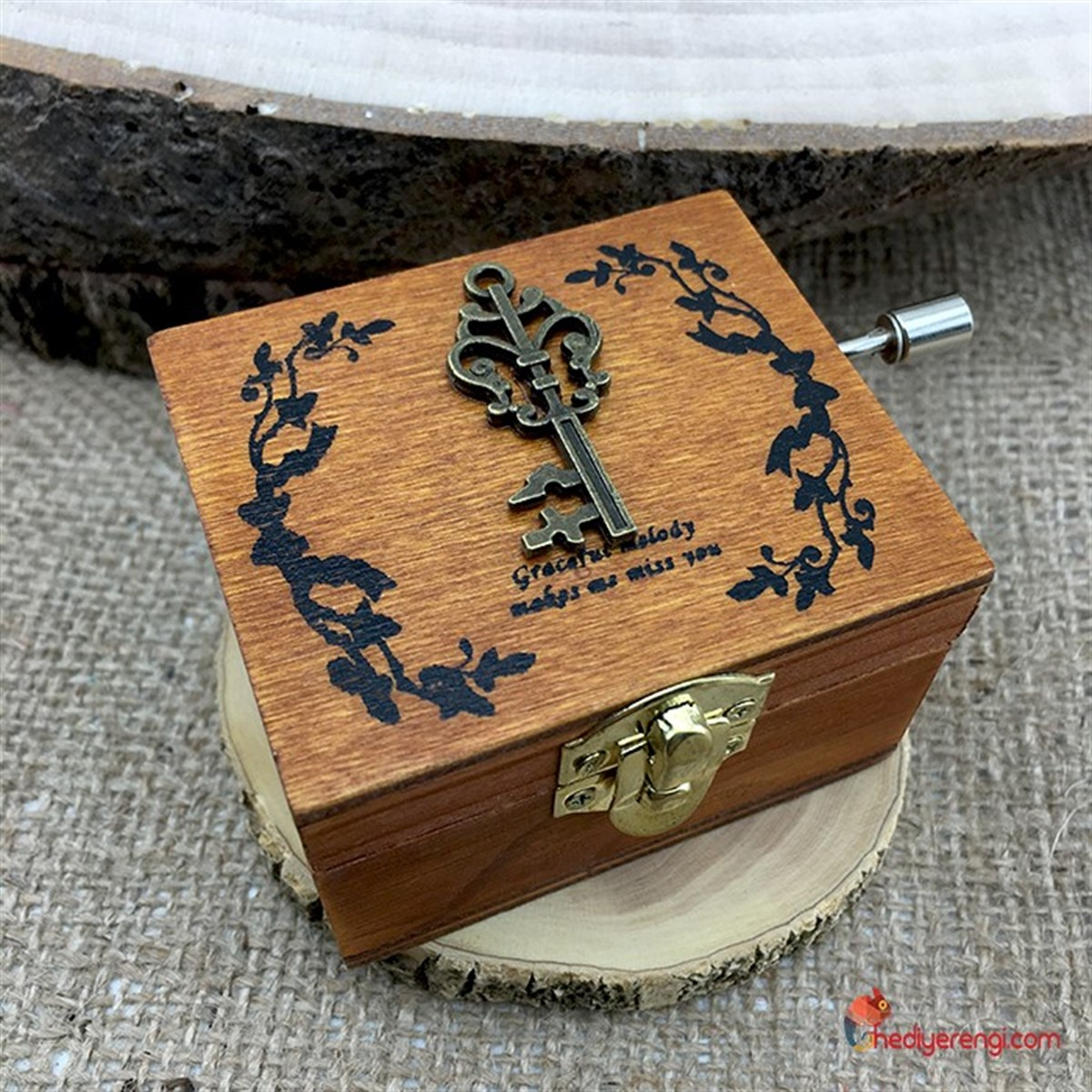 Ahşap Tasarımlı Mini Çevirmeli Müzik Kutusu