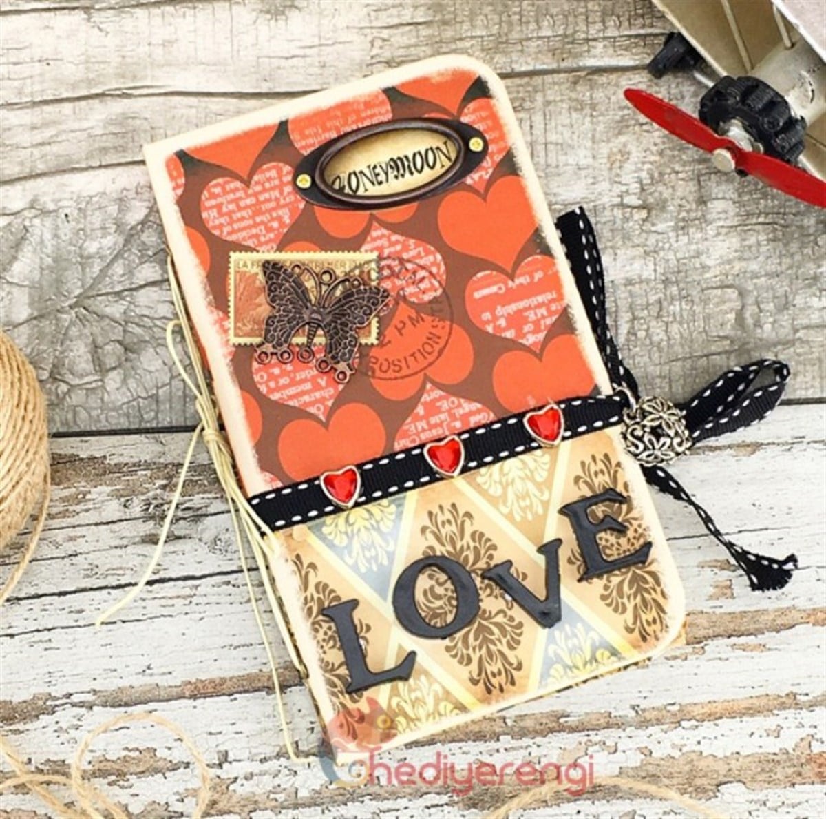 Aşk Temalı Love Mini Retro Hatıra Defteri 