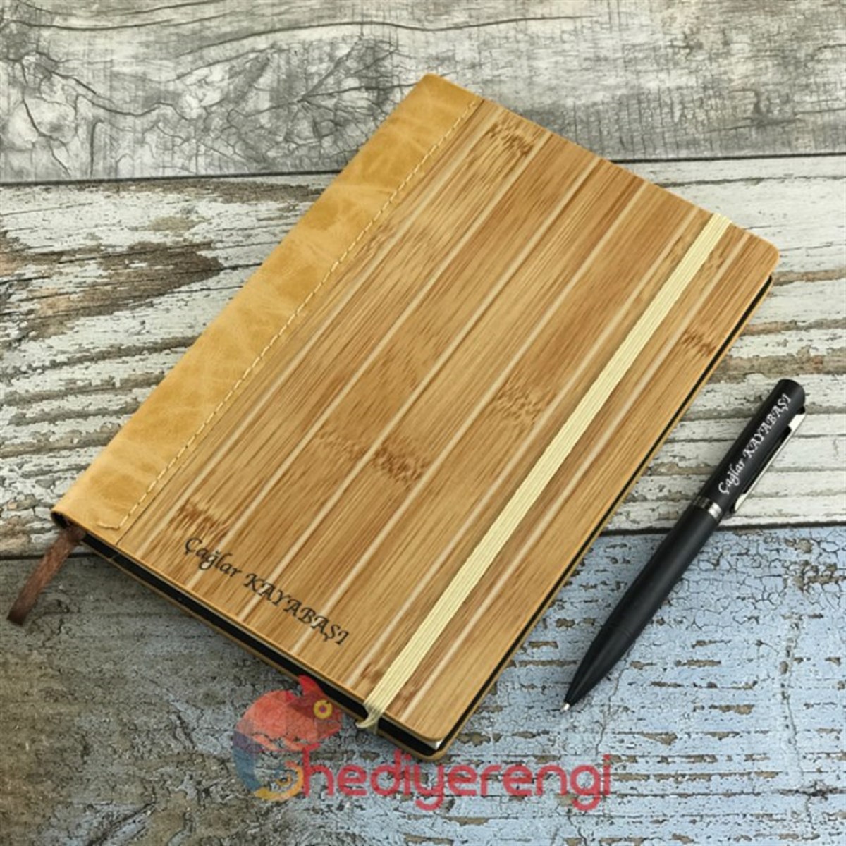 İsme Özel Ahşap Lastikli Defter ve Kalem Seti