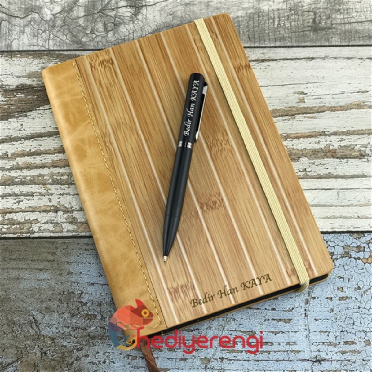 İsme Özel Ahşap Lastikli Defter ve Kalem Seti