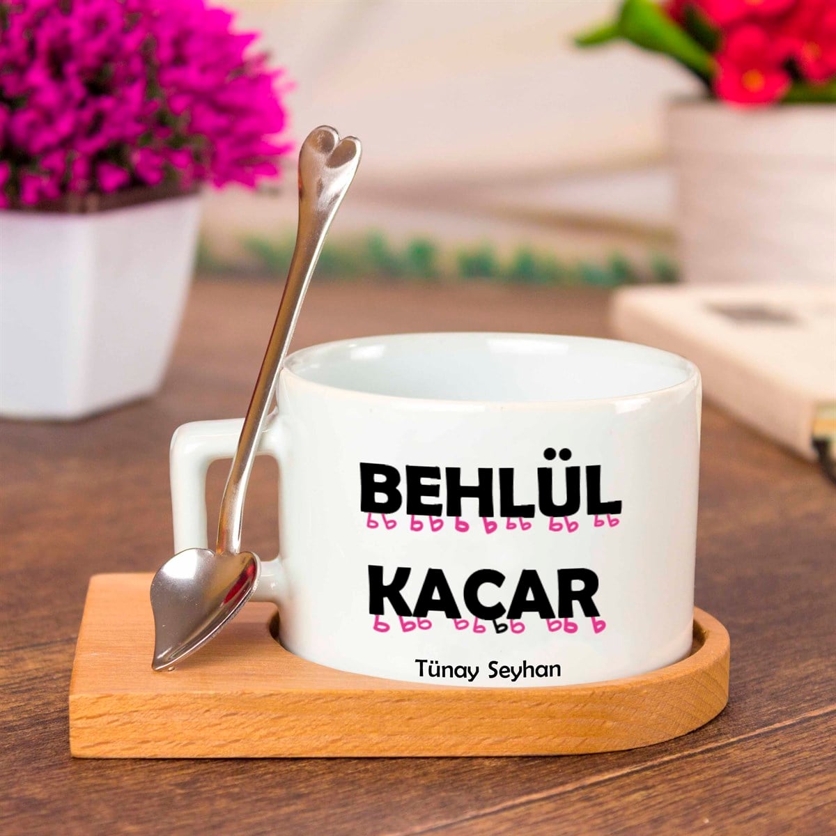 İsme Özel Behlül Kaçar Temalı Ahşap Tepsili Kahve Çay Fincanı Seti