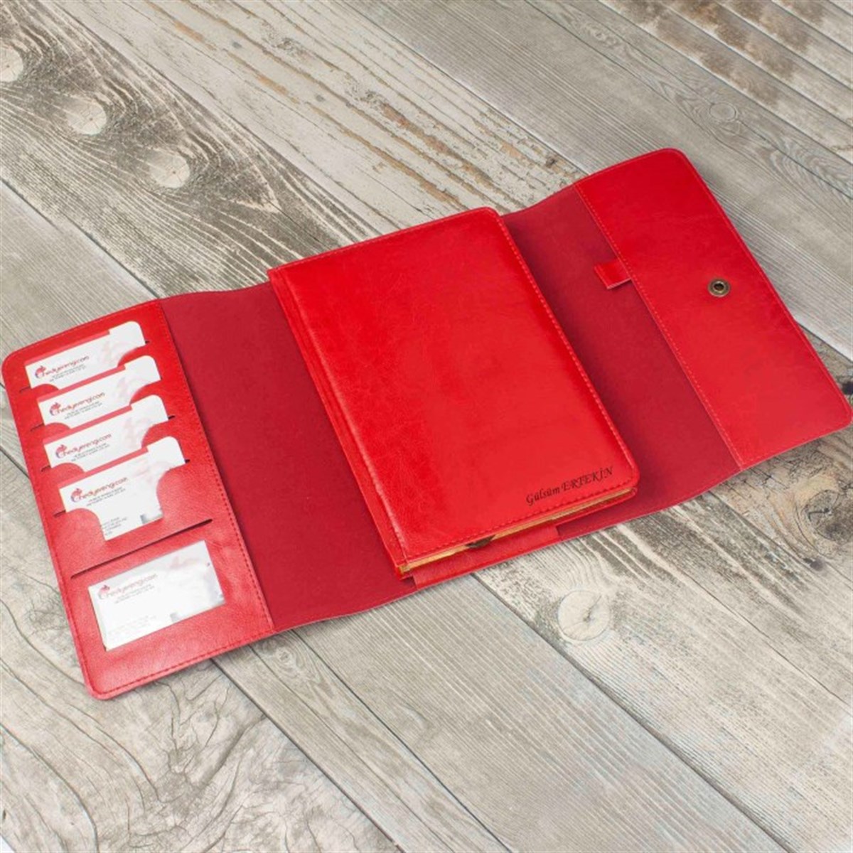 İsme Özel Çantalı Organizerli Premium Defter ve Kalem Seti Kırmızı