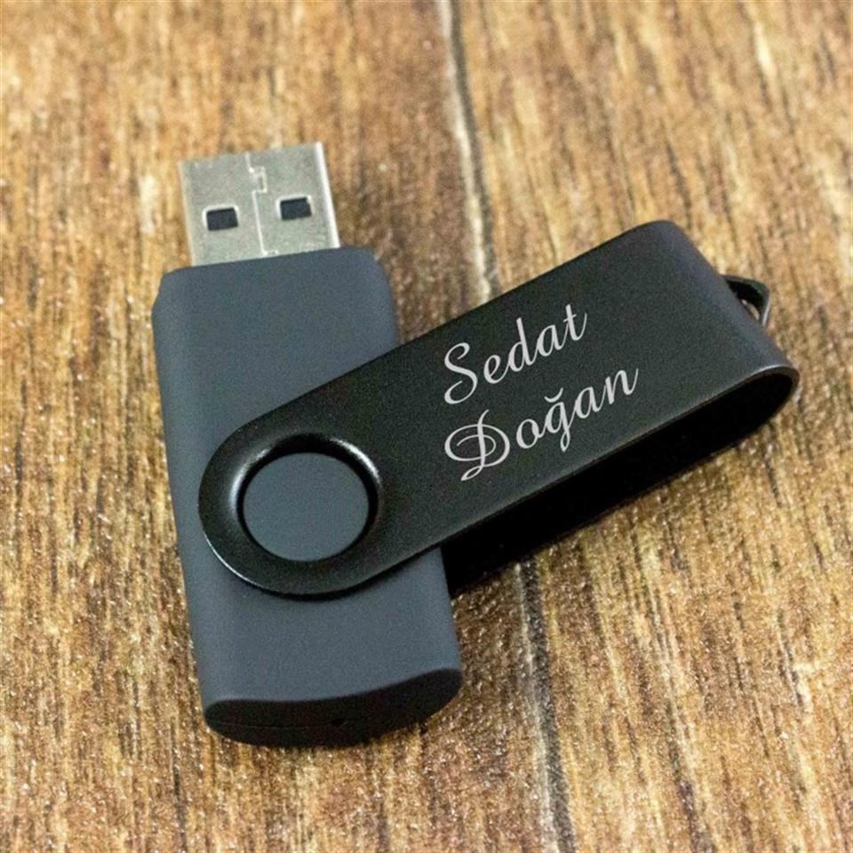İsme Özel Cep Defteri Usb Bellek ve Roller Kalem Hediye Kutusu