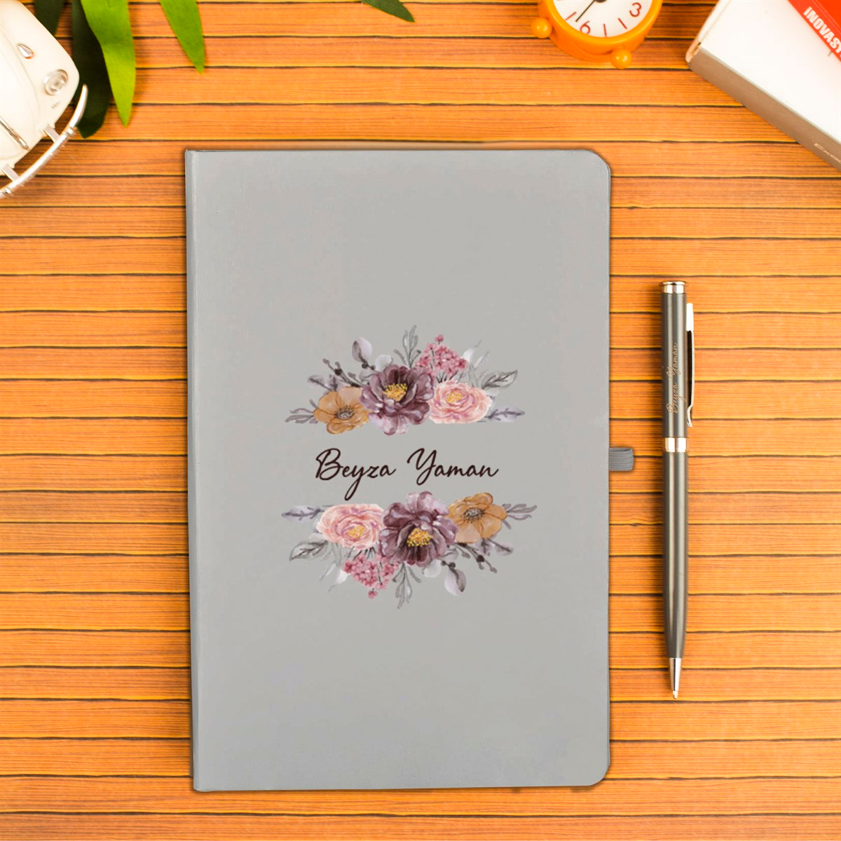 İsme Özel Defter Bardaklı Termos ve Kalem Exclusive Hediye Seti 500 ml - Desen1