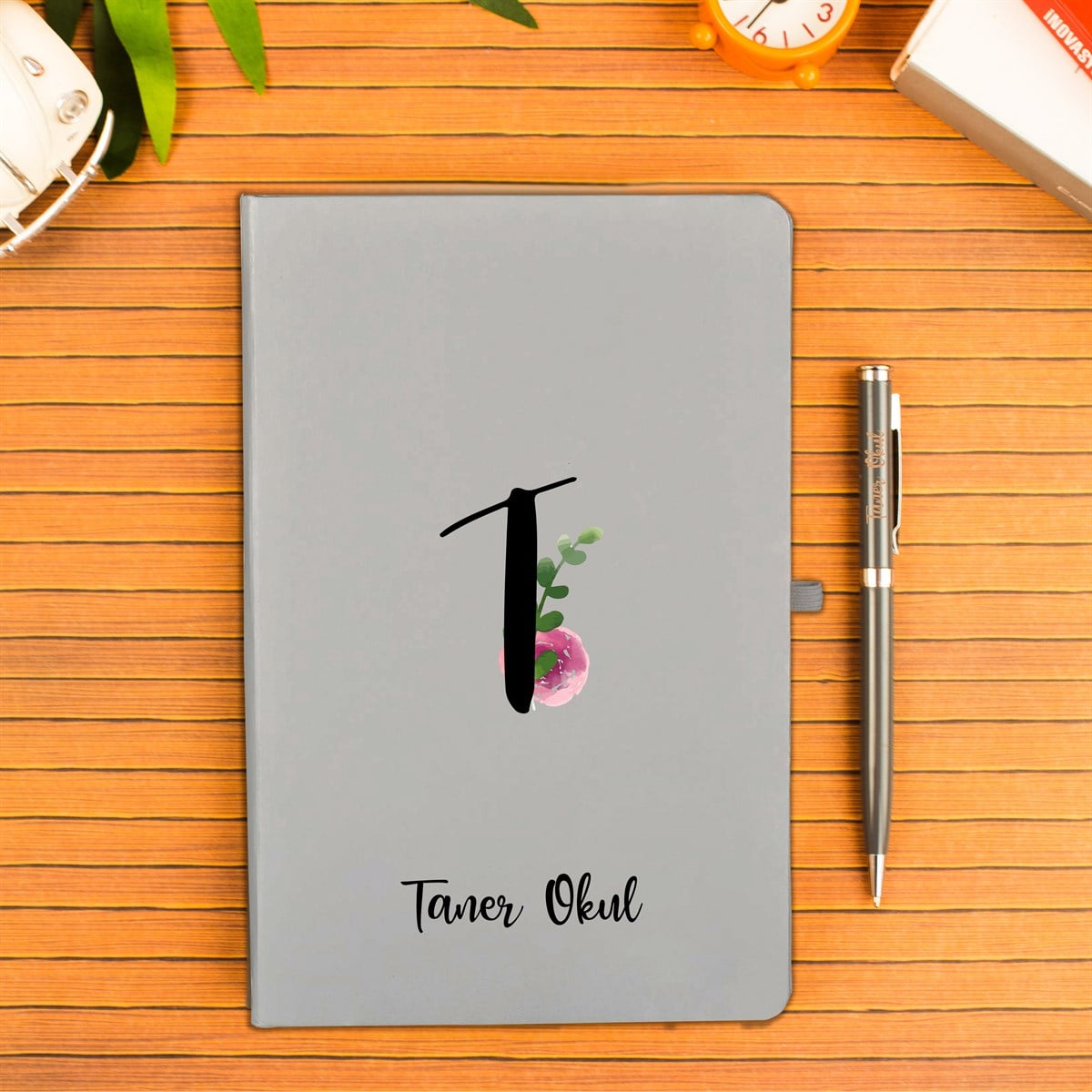 İsme Özel Defter Kalem Seti Füme - Pembe Çiçekli Harf