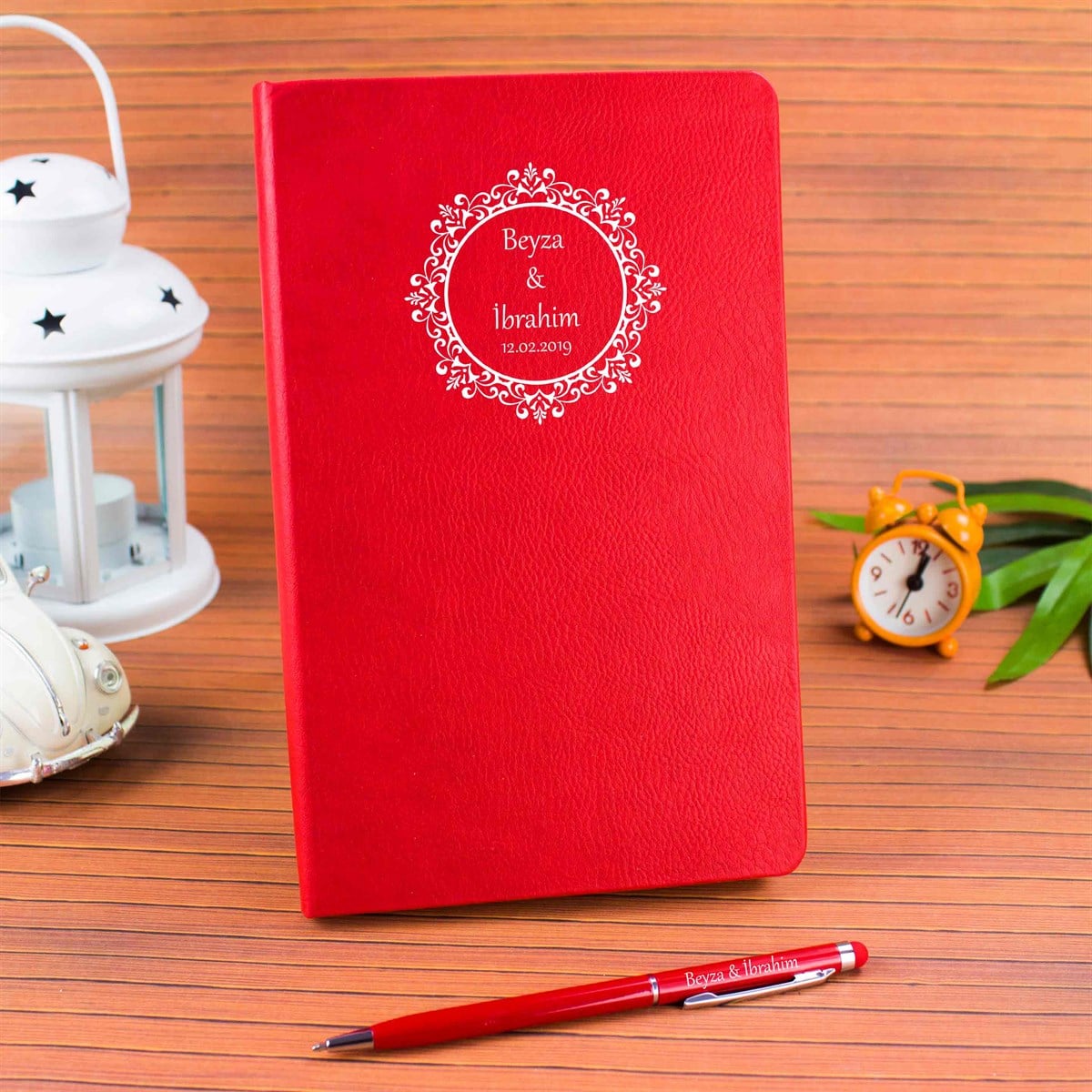 İsme Özel Defter Kalem Seti Kırmızı - Çiçekli Çerçeve