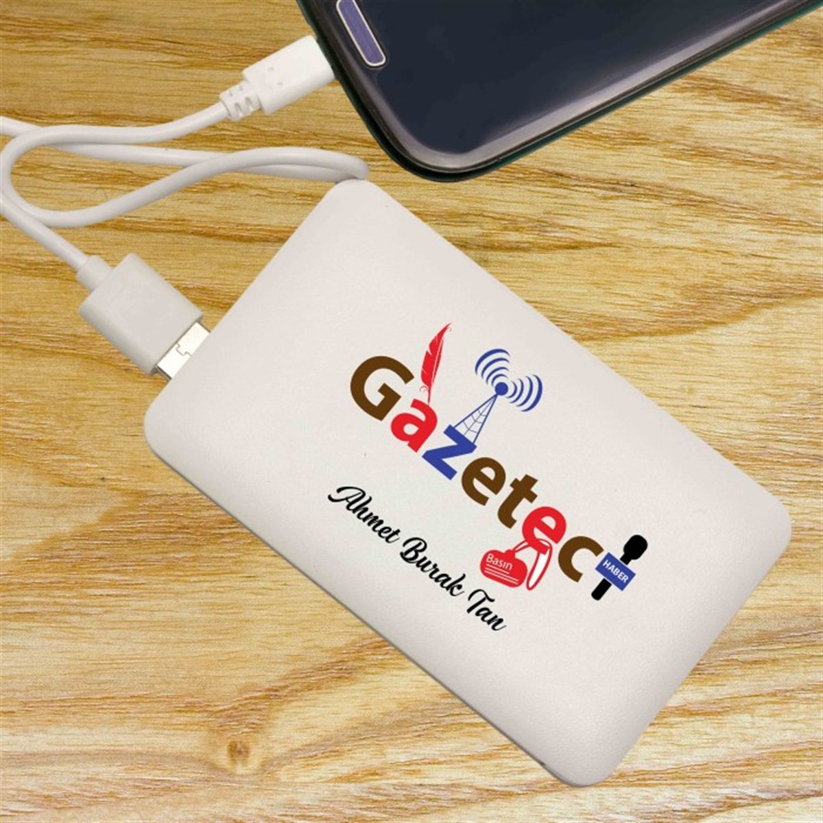İsme Özel Gazeteci Temalı İnce Tasarımlı 5000 Mah. Powerbank (Mobil Şarj Cihazı)
