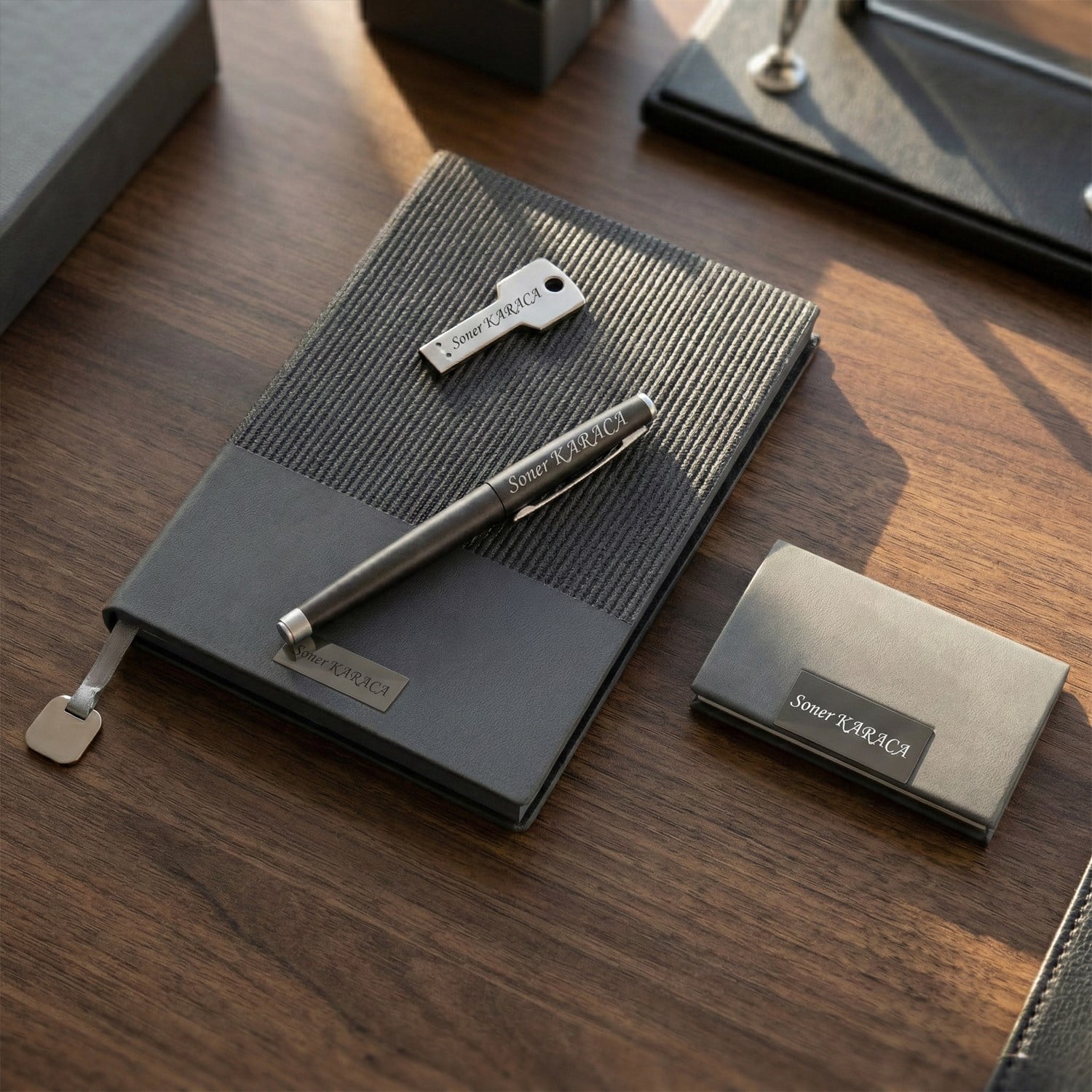 İsme Özel Gri Defter Roller Kalem USB Flash Bellek ve Kartvizitlik Seti