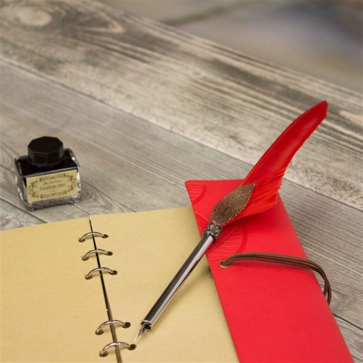 İsme Özel Hatıra Defteri Masa Üstü Tüylü Divit Kalem Mürekkep Seti - Kırmızı