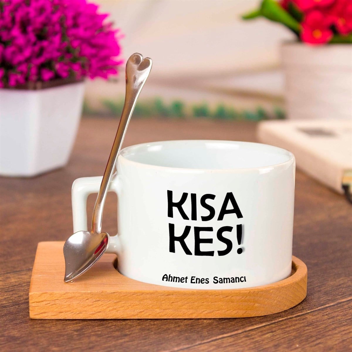 İsme Özel Kısa Kes Temalı Ahşap Tepsili Kahve Çay Fincanı Seti