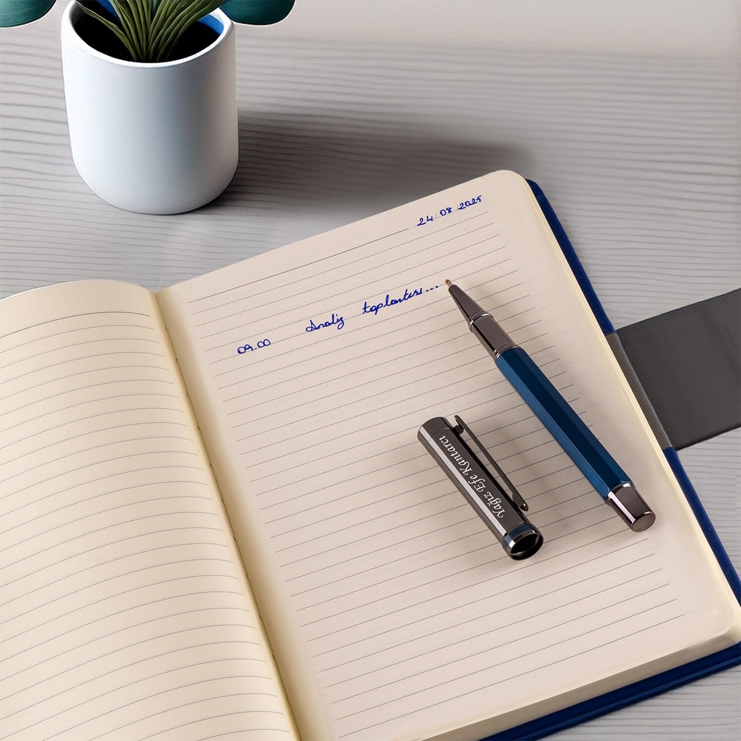 İsme Özel Lux Defter ve Roller Kalem Seti Tasarım Kutulu-Renk Seçenekli