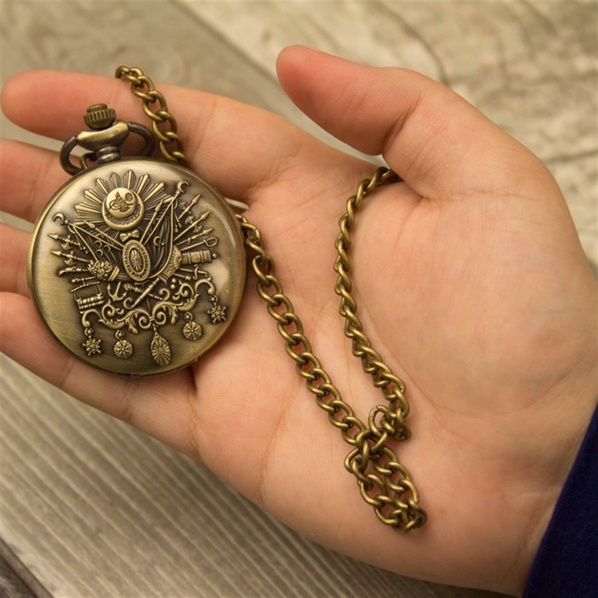 İsme Özel Osmanlı Arma Temalı Köstekli Saat Çakmak ve Kalem Seti Tasarım Kutulu