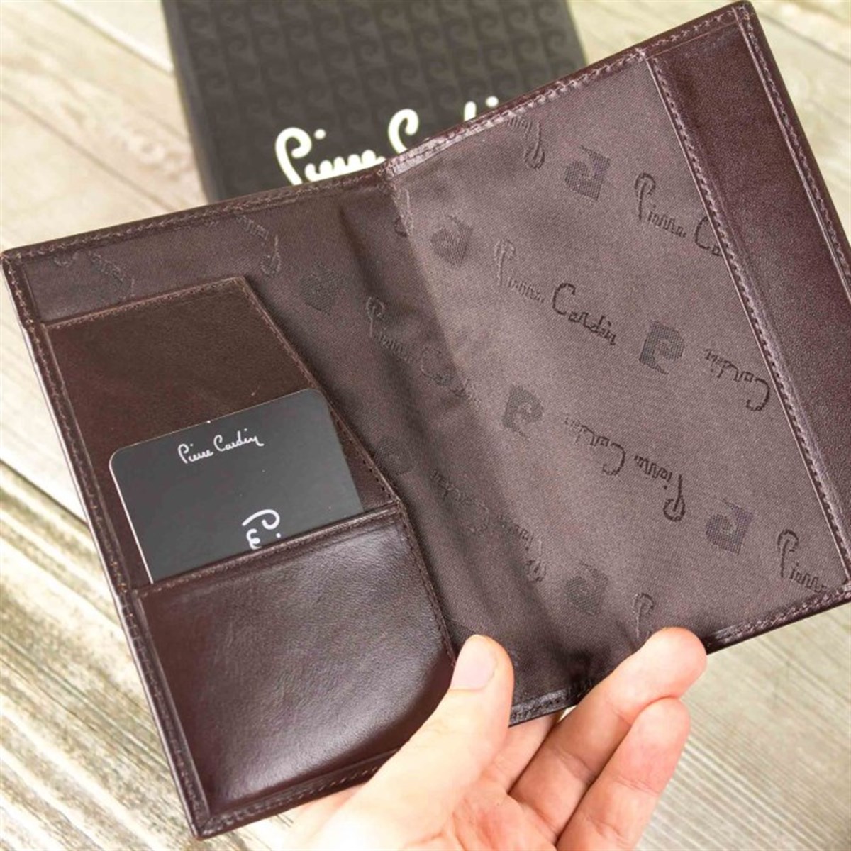 İsme Özel Pierre Cardin Pasaportluk Kahverengi P1261