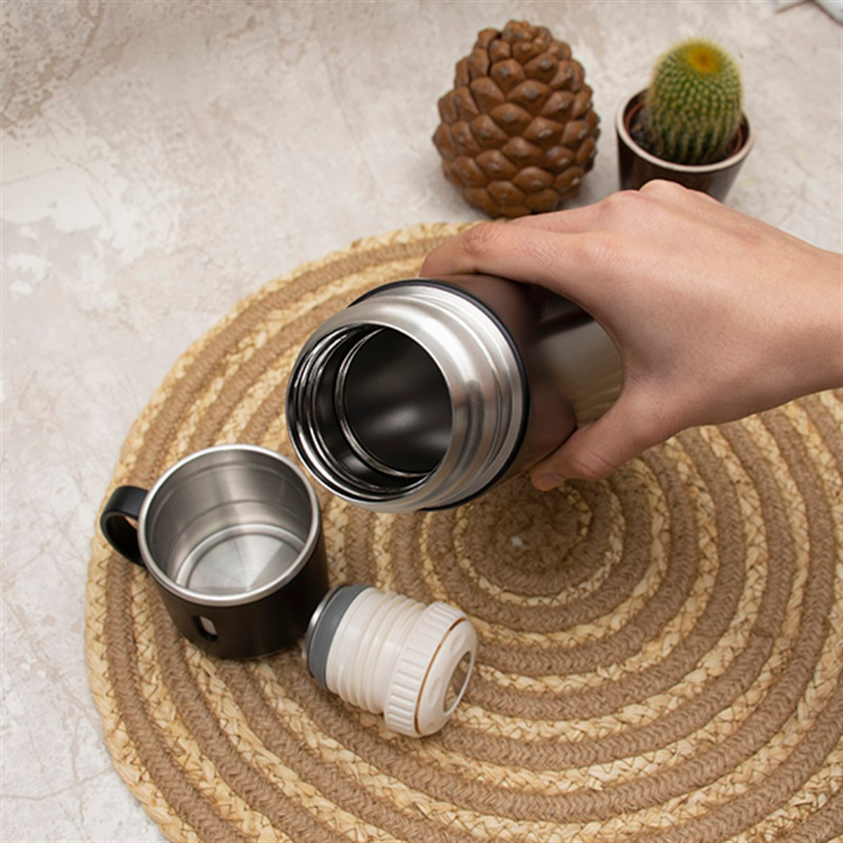 İsme Özel Premium Çelik Bardak Özellikli Termos 580 Ml - Renk Seçenekli