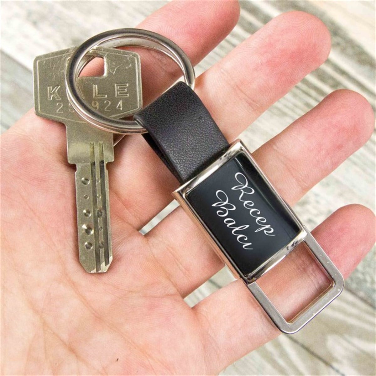 İsme Özel Premium Metal Ayrıntılı Deri Anahtarlık