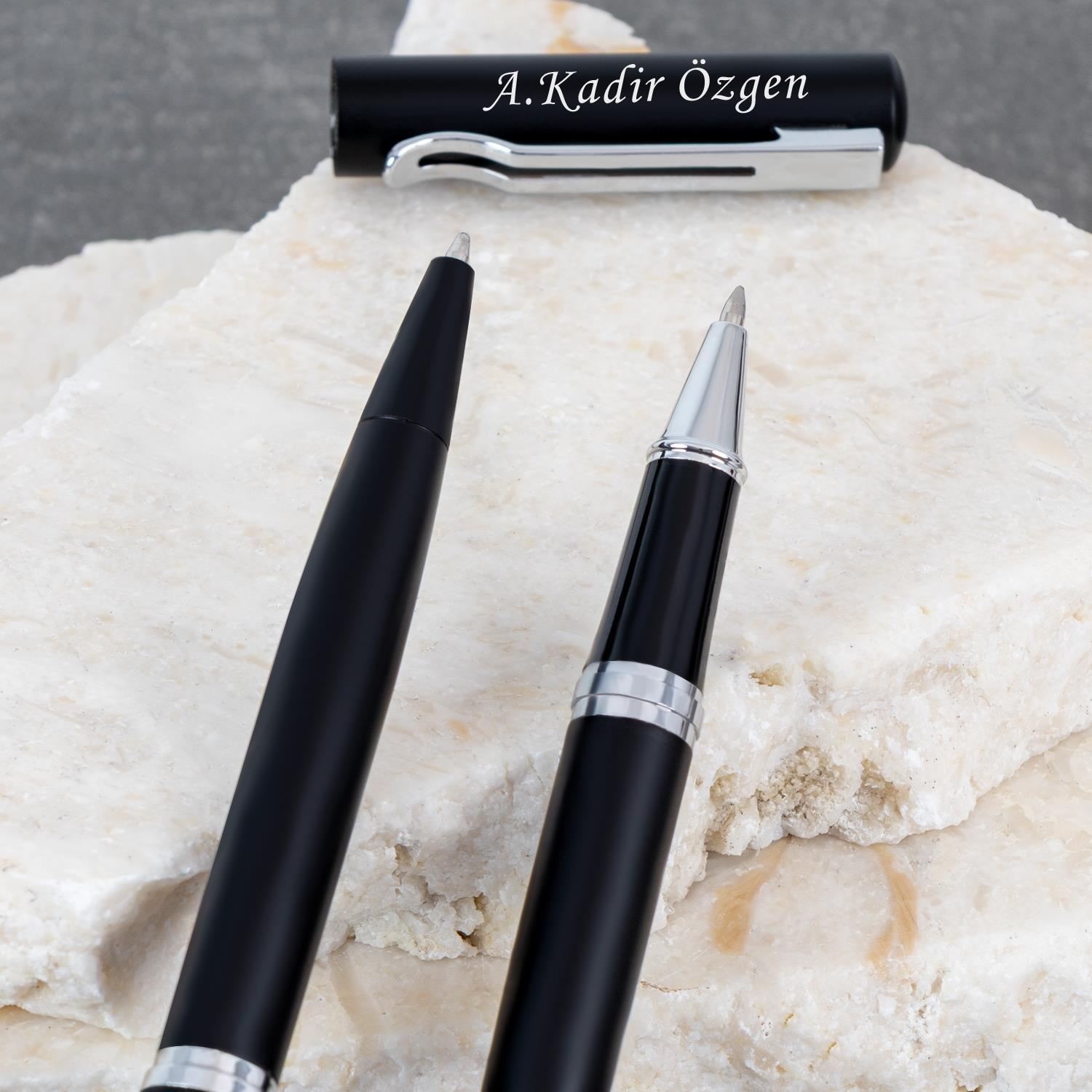 İsme Özel Premium Roller ve Tükenmez Kalem Seti Tasarım Kutulu