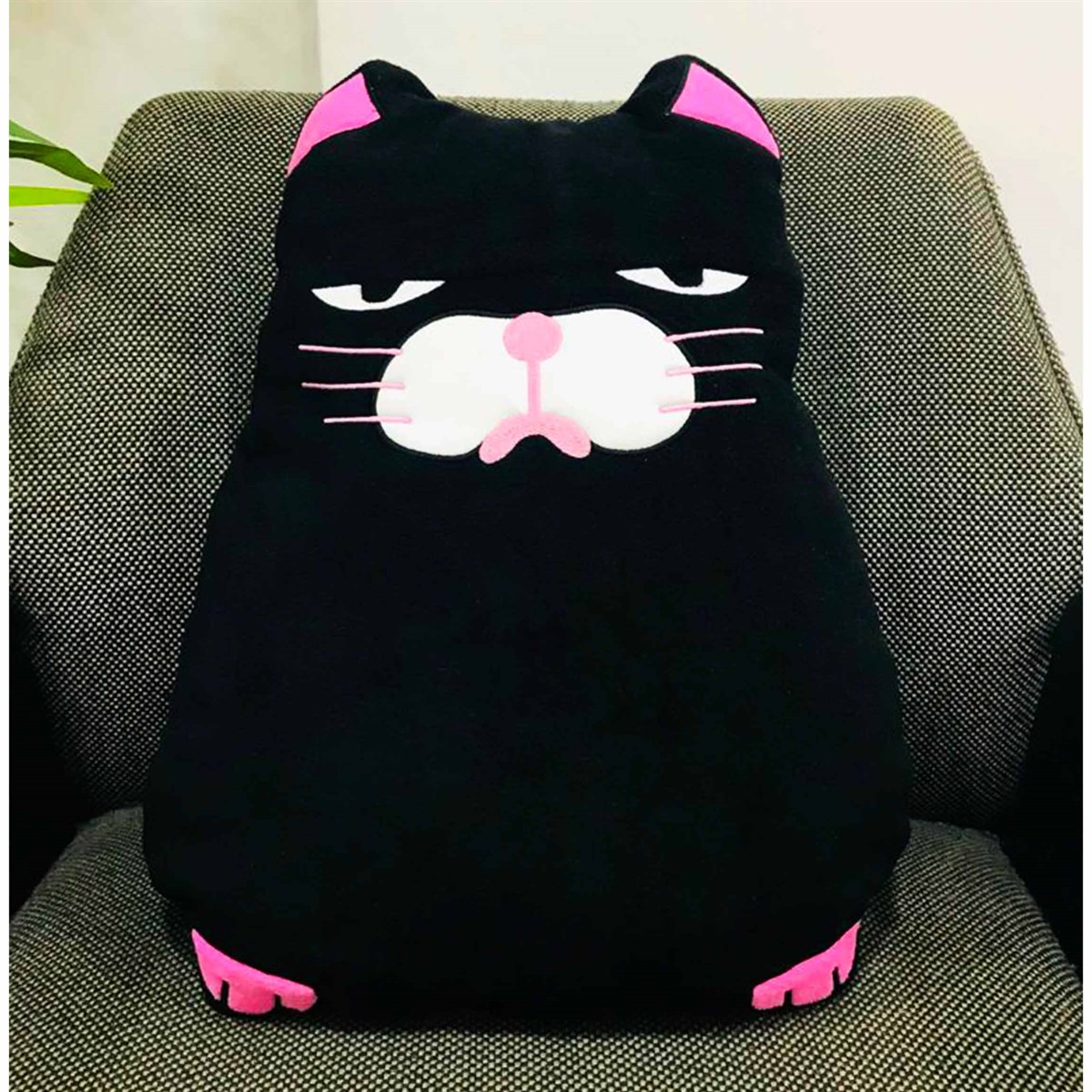 Kara Kedi Peluş Yastık