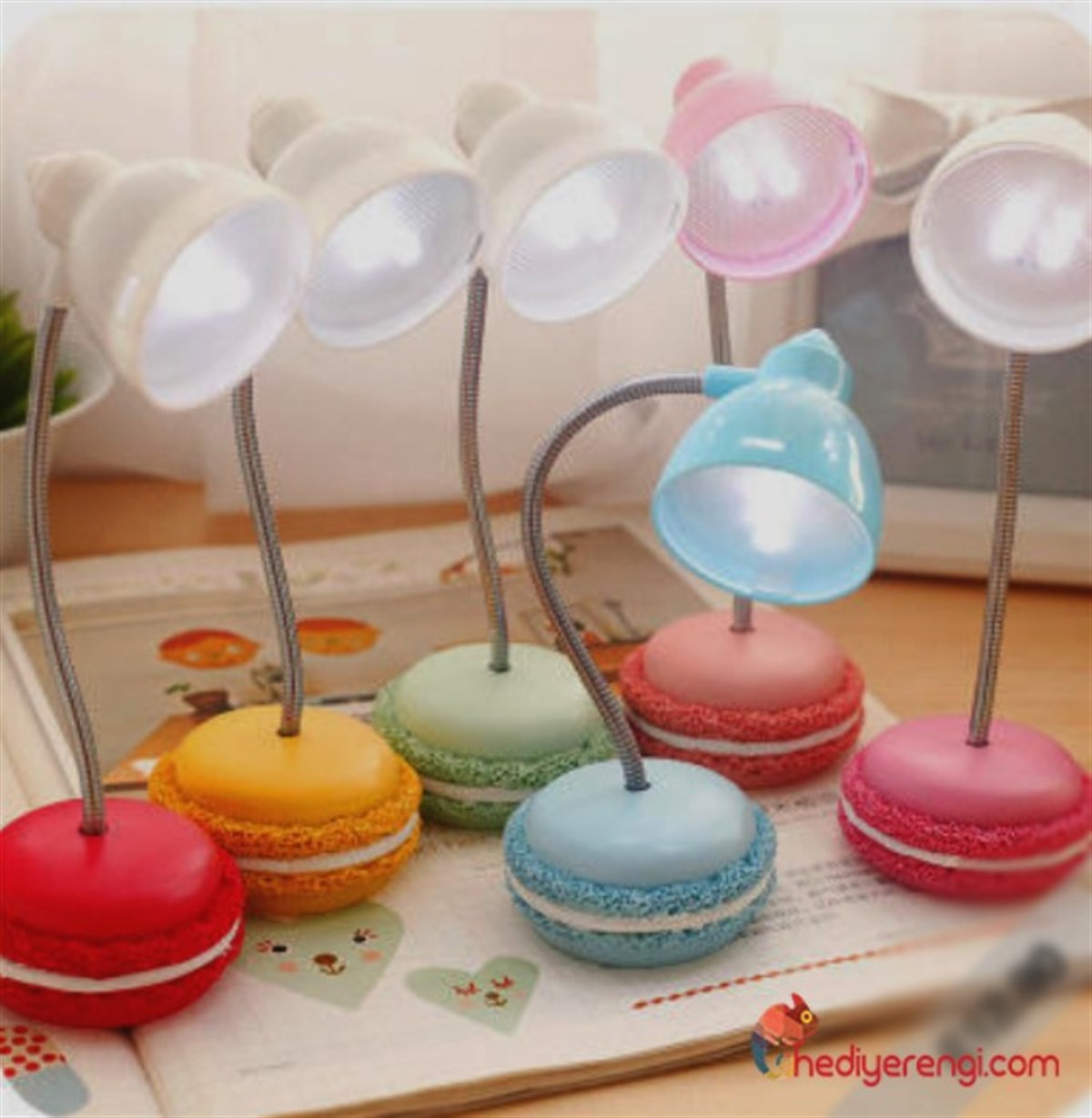 Makaron Tasarımlı Mini Masa Lambası