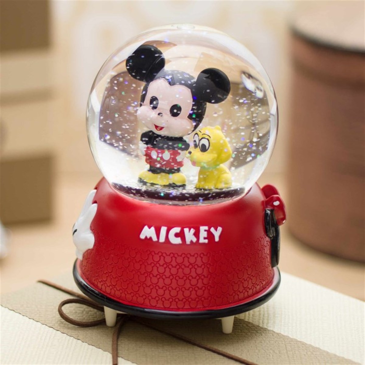 Mickey Mouse Temalı Işıklı Kar Küresi ve Müzik Kutusu Büyük Boy