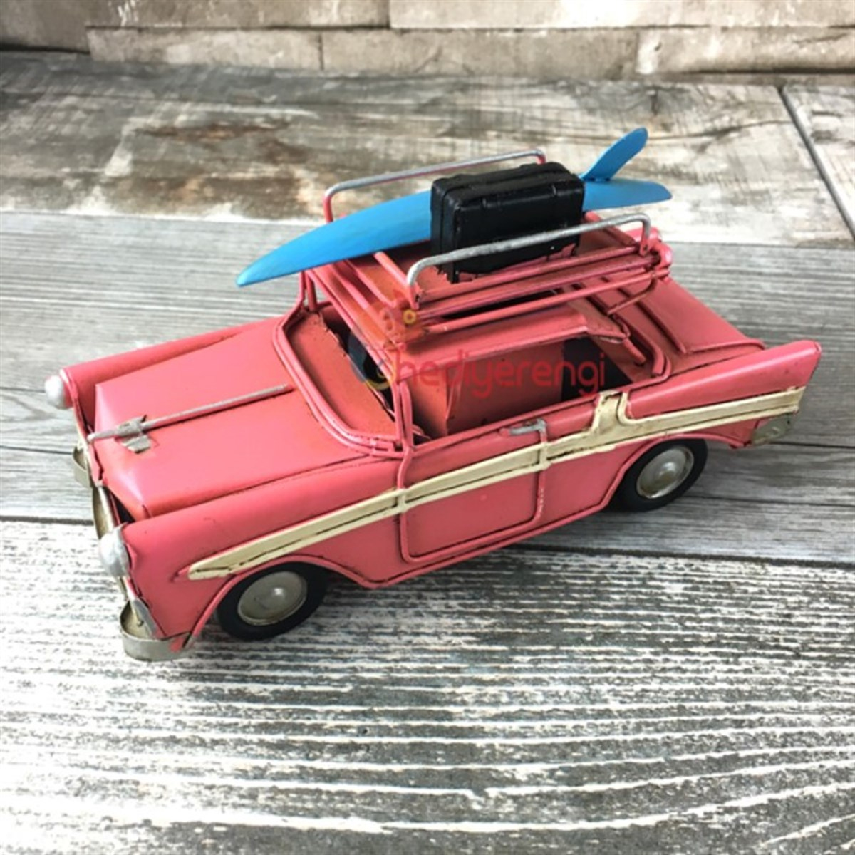 Nostaljik Metal Pembe Chevrolet Kalemlikli ve Resim Çerçeveli
