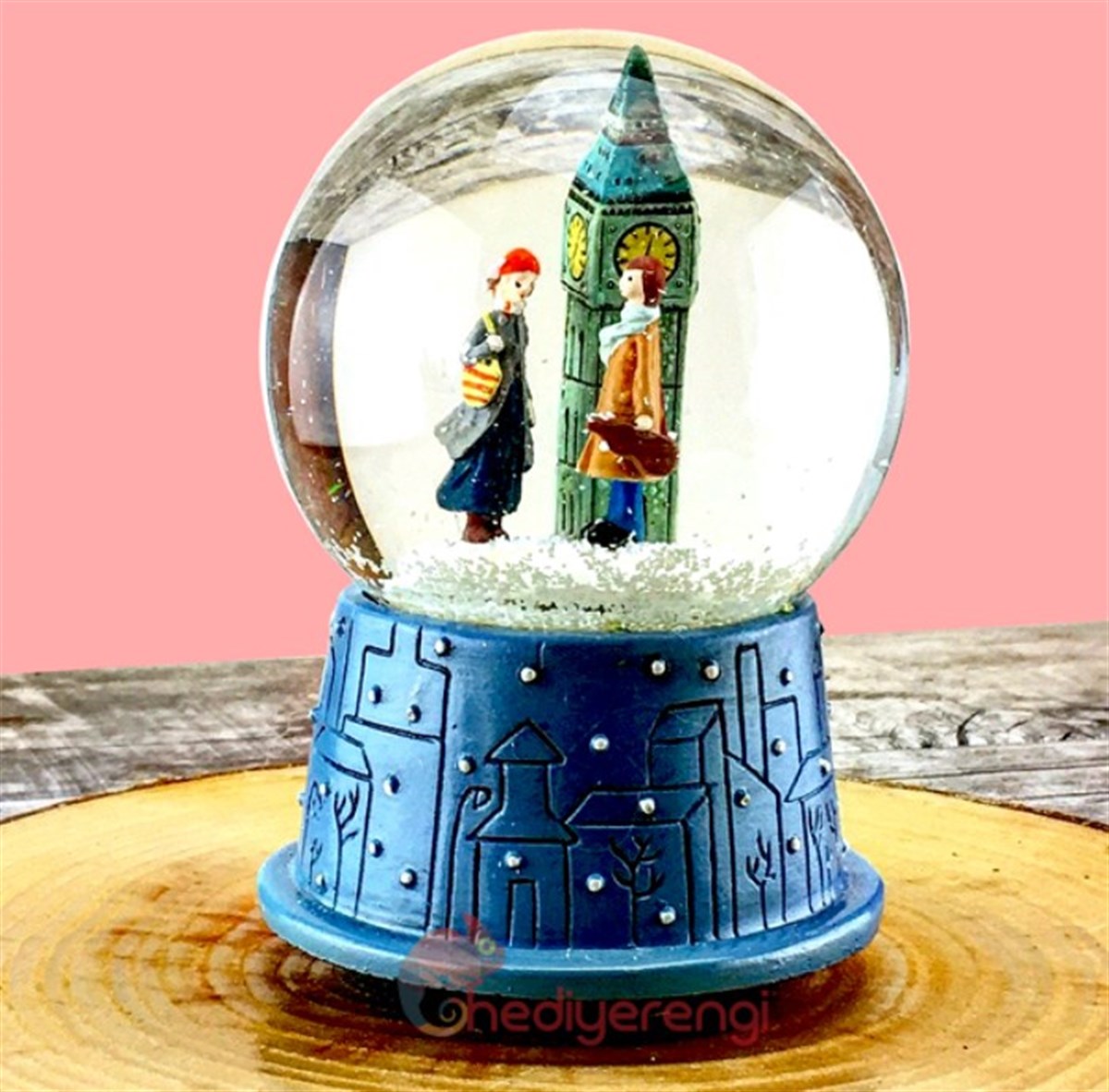 Saat Kulesi Altında Buluşan Romantik Çift Temalı Kar Küresi ve Müzik Kutusu Büyük Boy