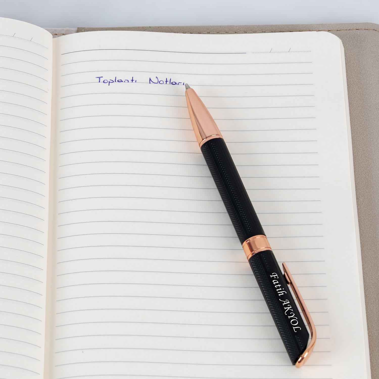 Vogven Marka İsme Özel Premium Siyah-Bakır Roller ve Tükenmez Kalem Seti