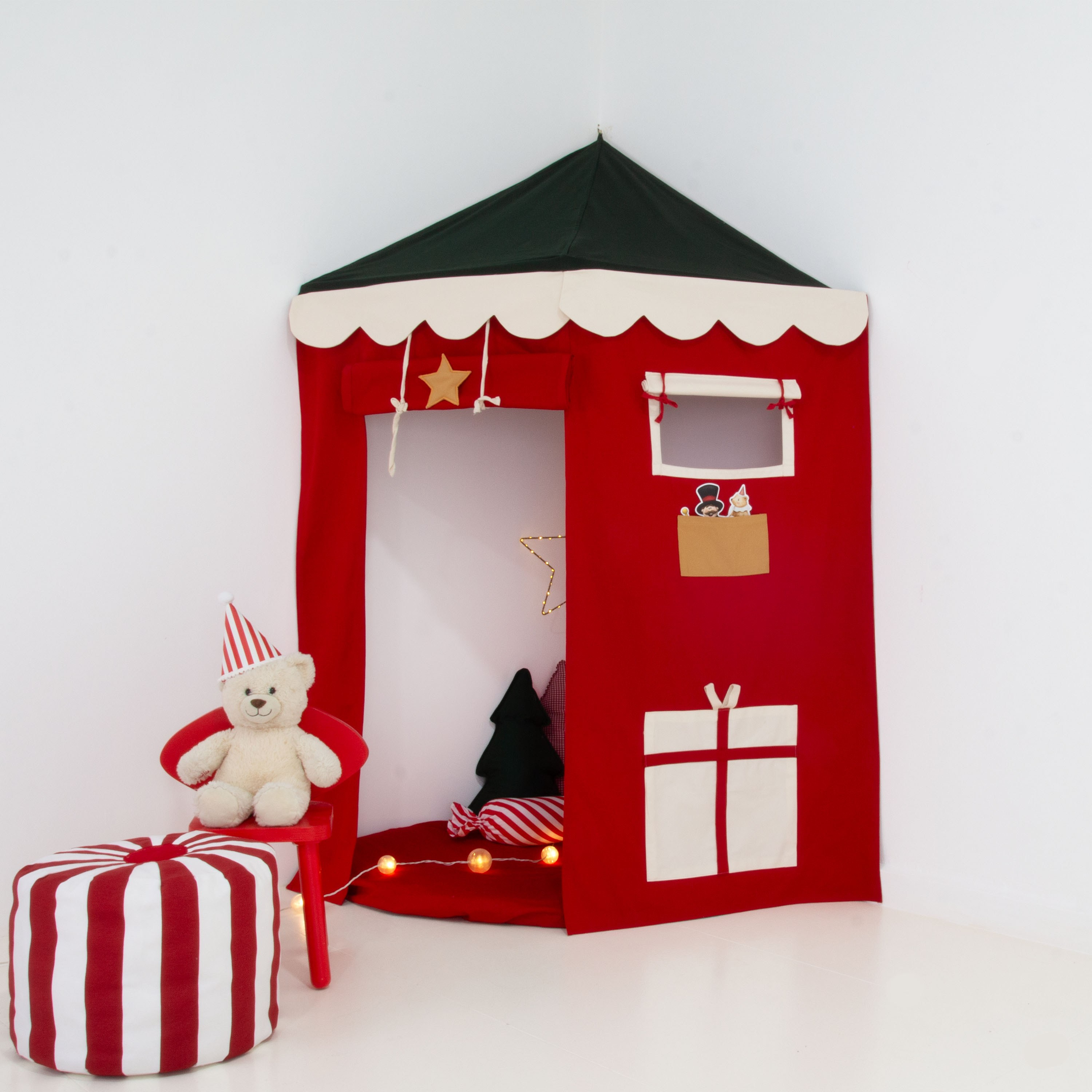 KÖŞE TENTE - KAPILI CHRISTMAS