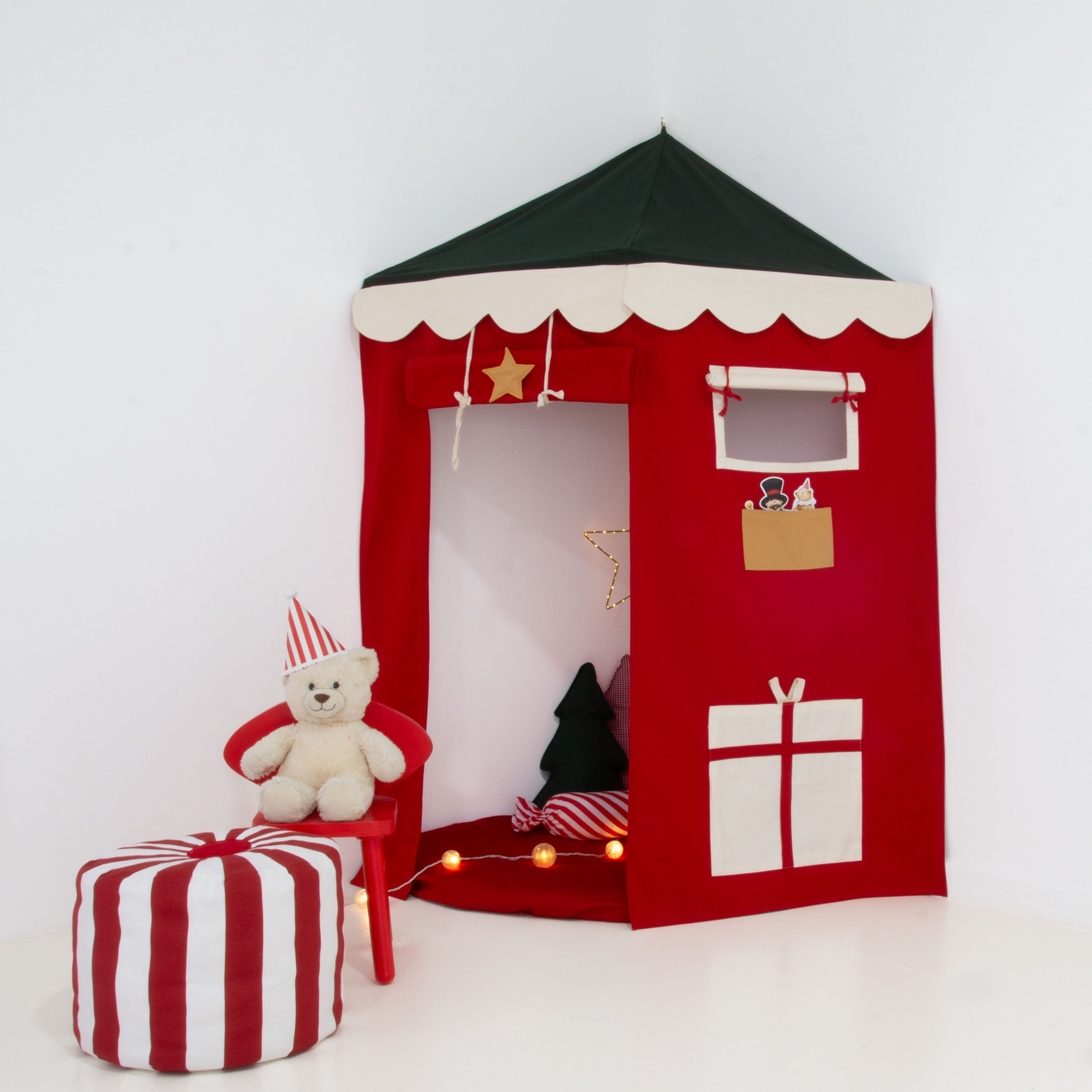 KÖŞE TENTE - KAPILI CHRISTMAS