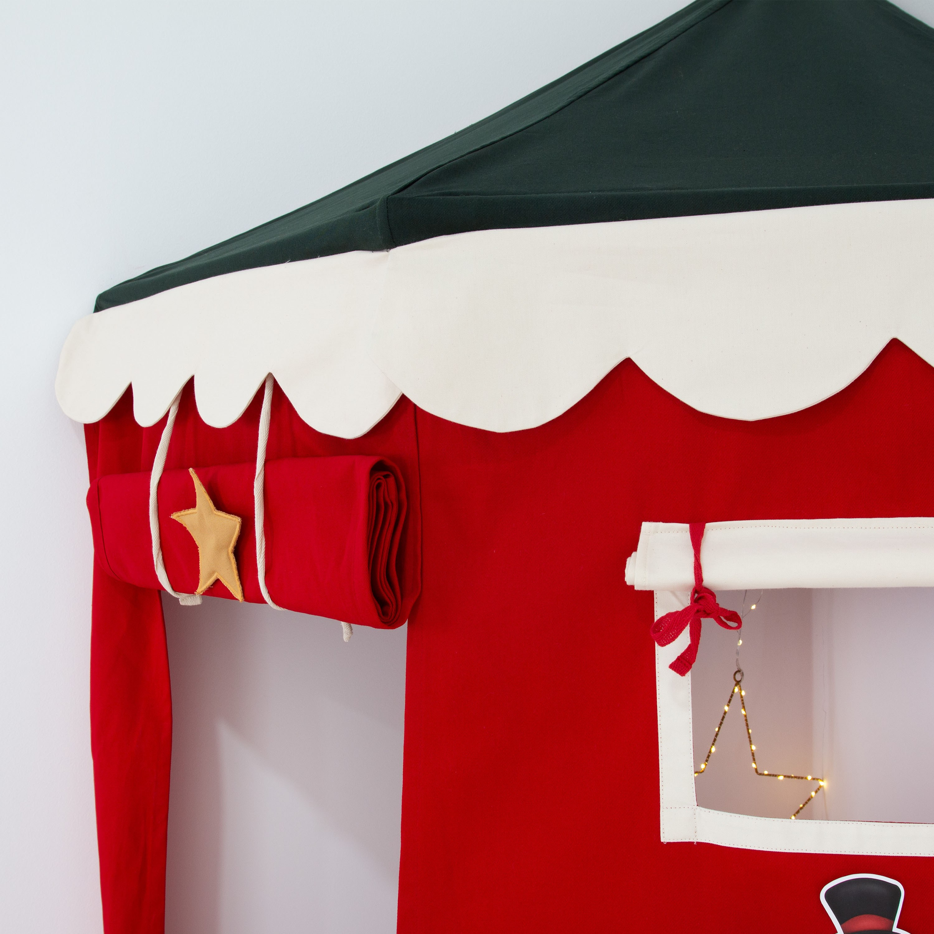 KÖŞE TENTE - KAPILI CHRISTMAS