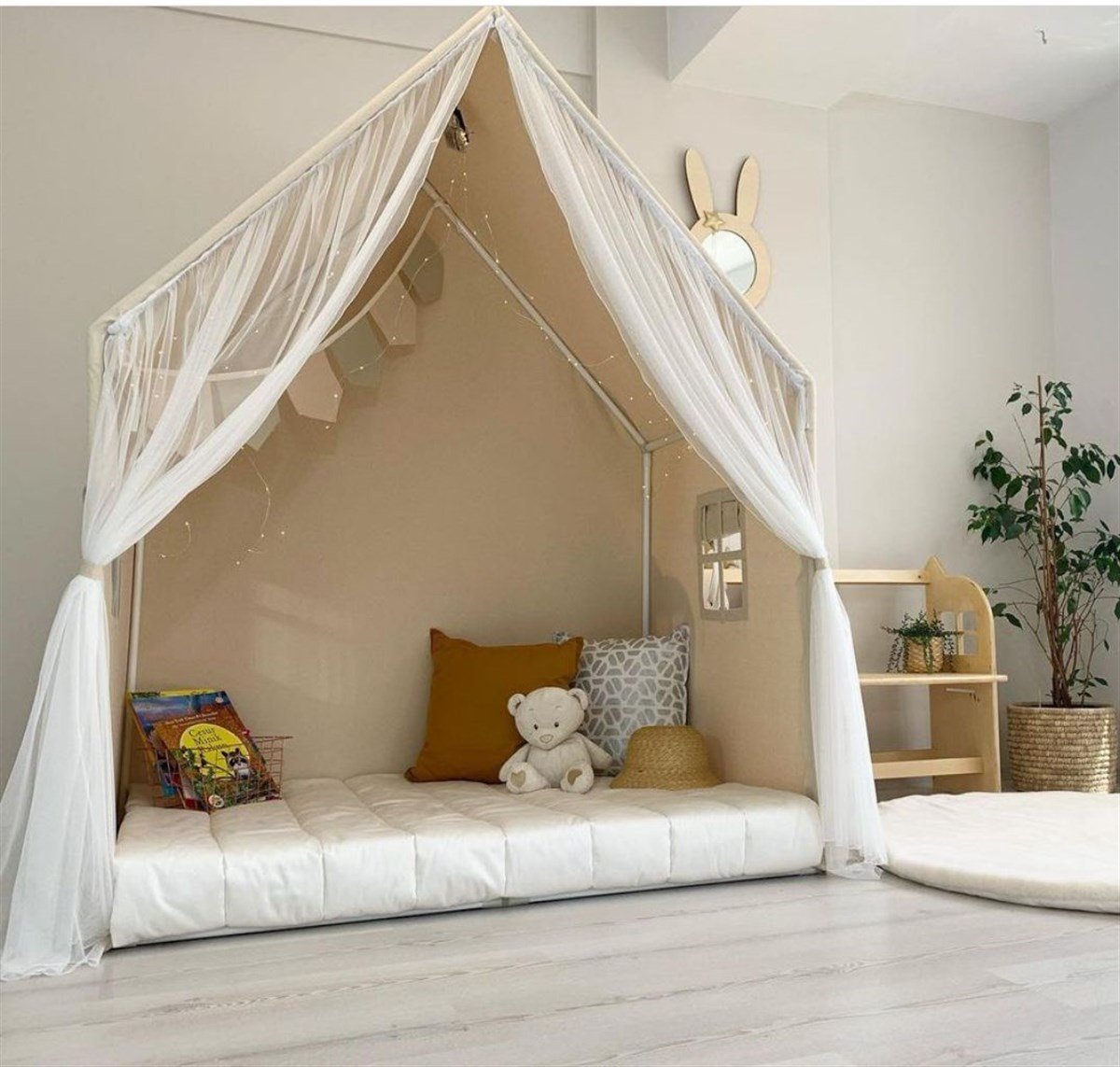 Montessori Oyunevi NATUREL (Perdeli)