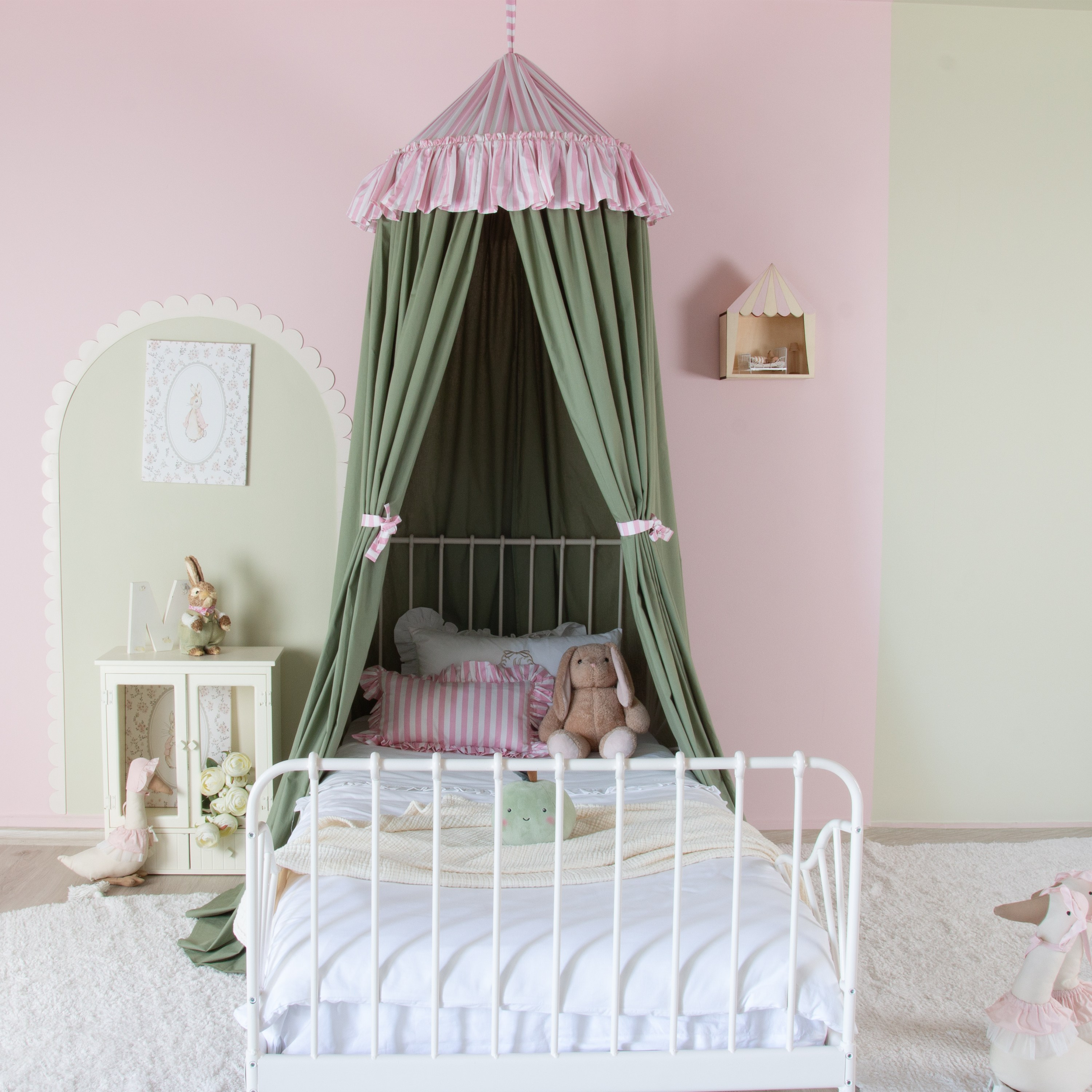 PEMBE ÇİZGİLİ FIRFIR DETAYLI SAGE GREEN PAMUKLU CİBİNLİK