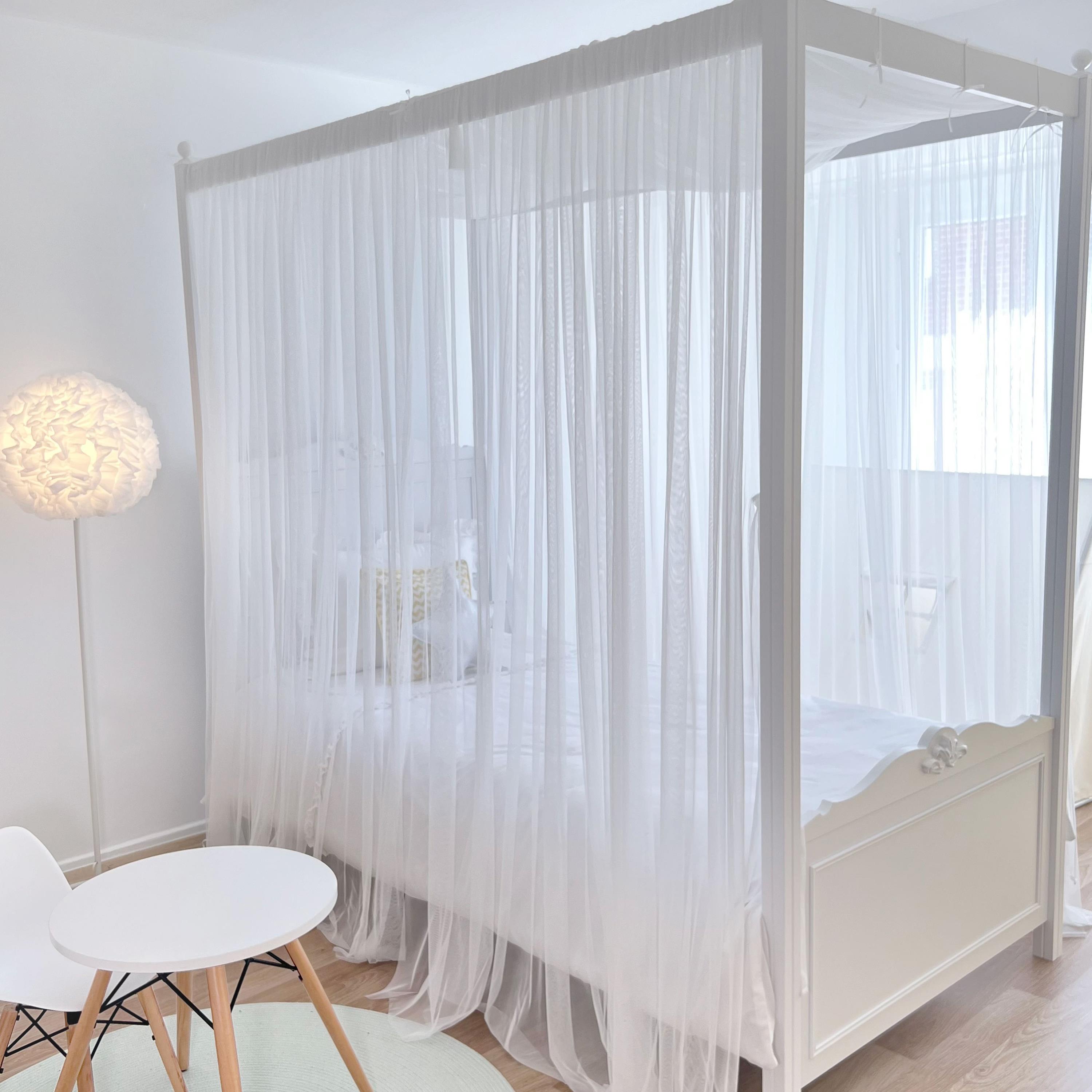 Poster Bed Basic-White