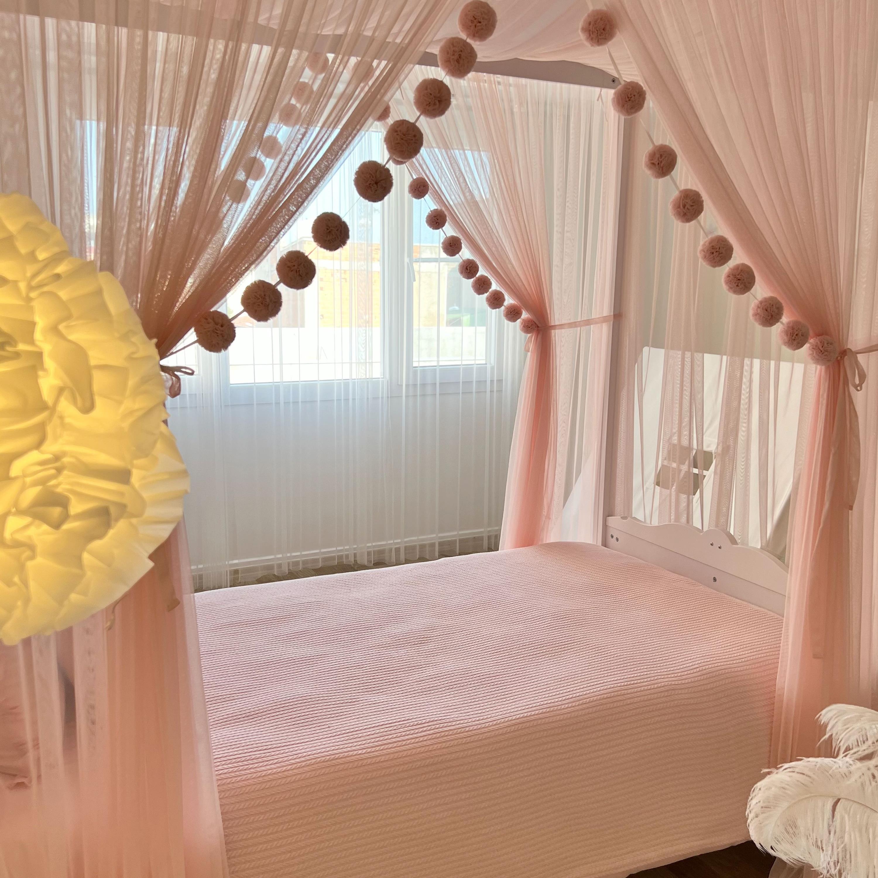 Poster Bed Deluxe-Baby Pink