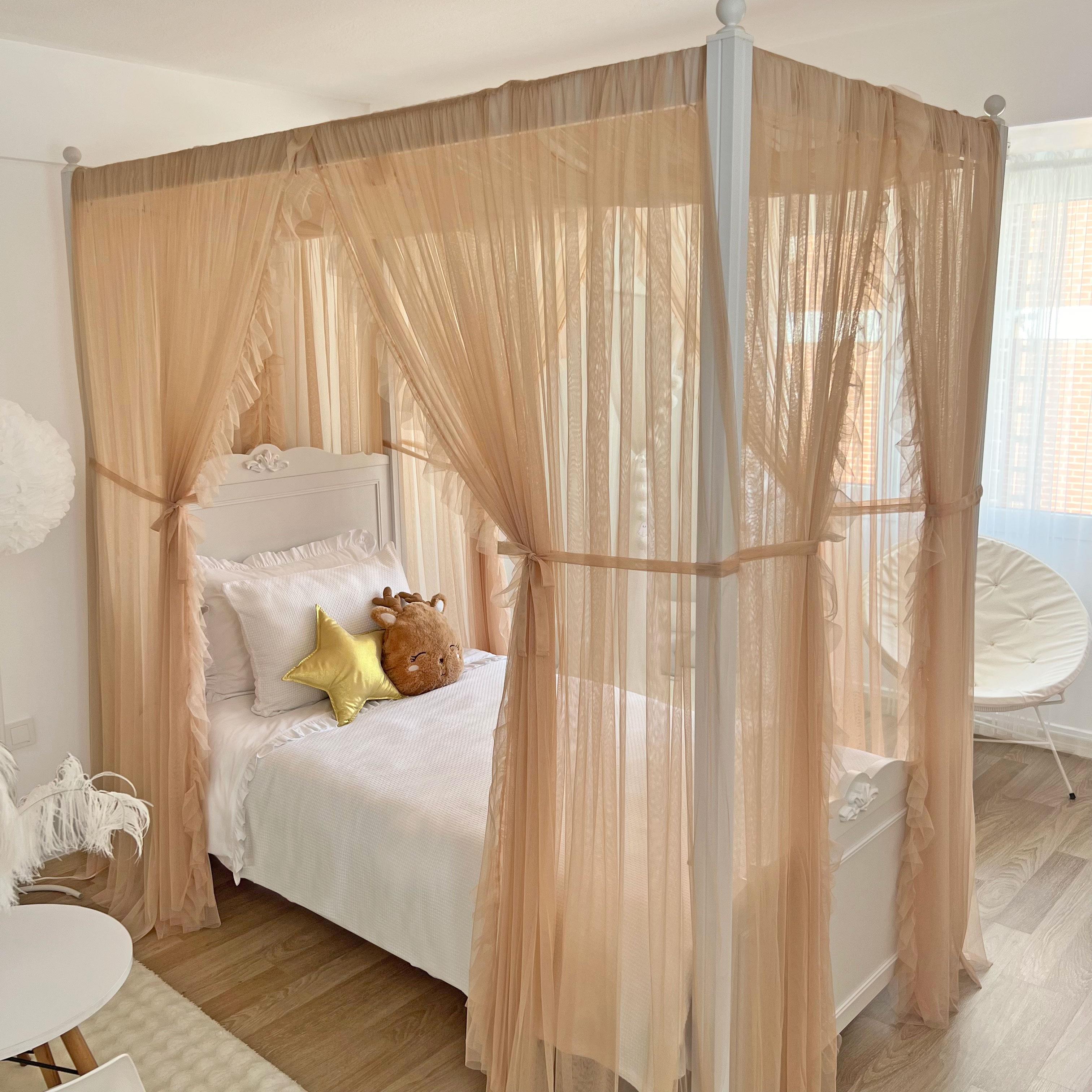 Poster Bed Deluxe with Frill-Champagne