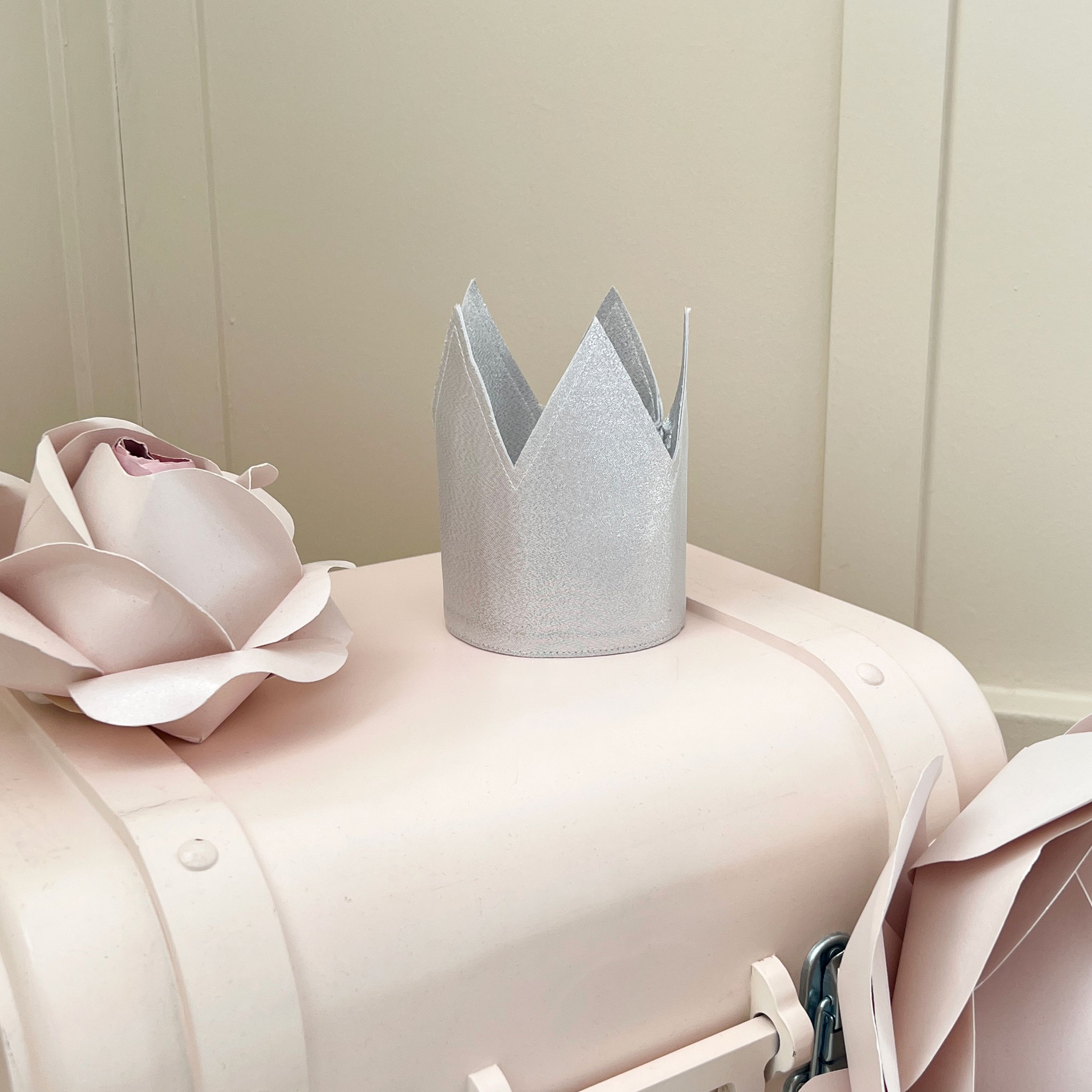 CROWN