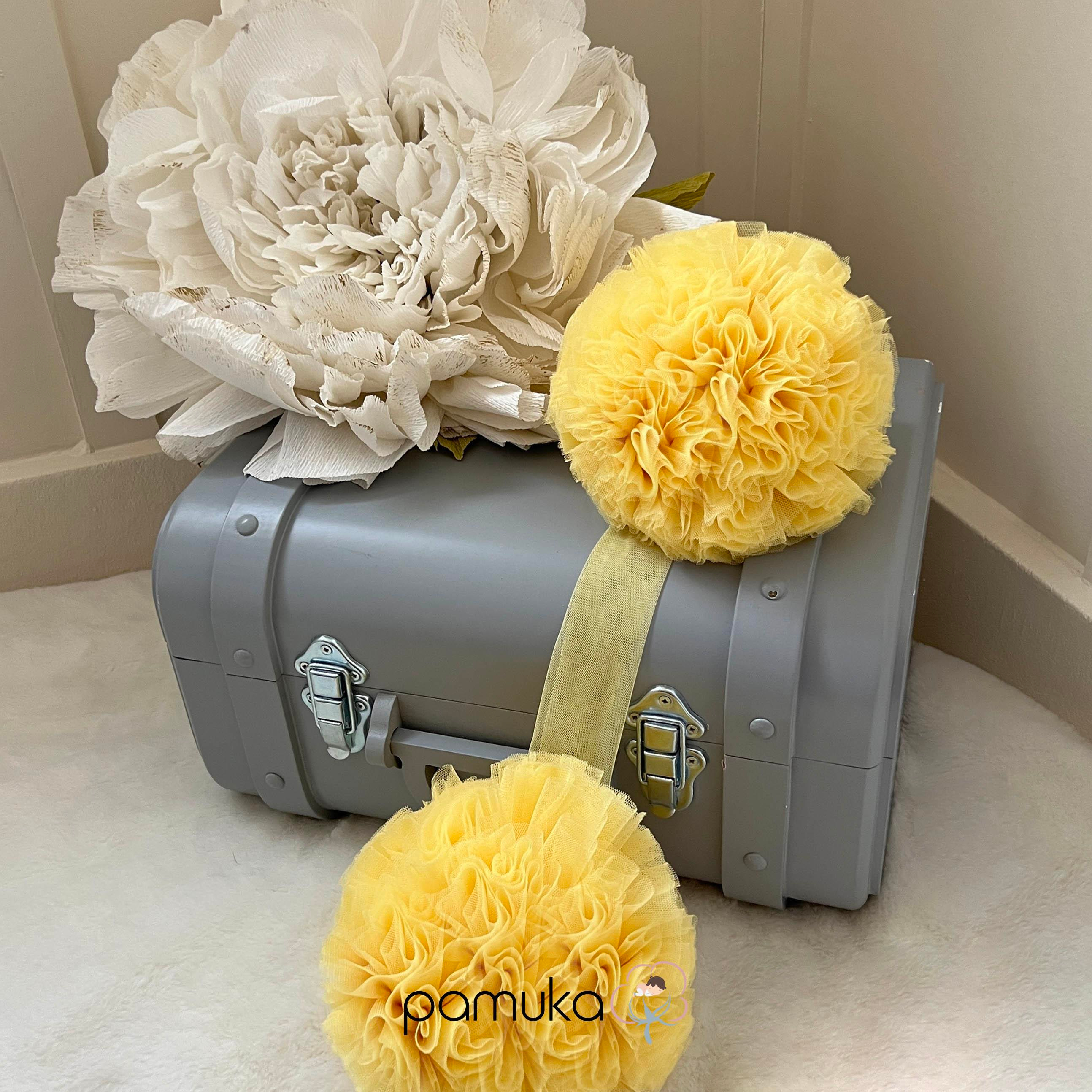 Twin Ponpon-Yellow