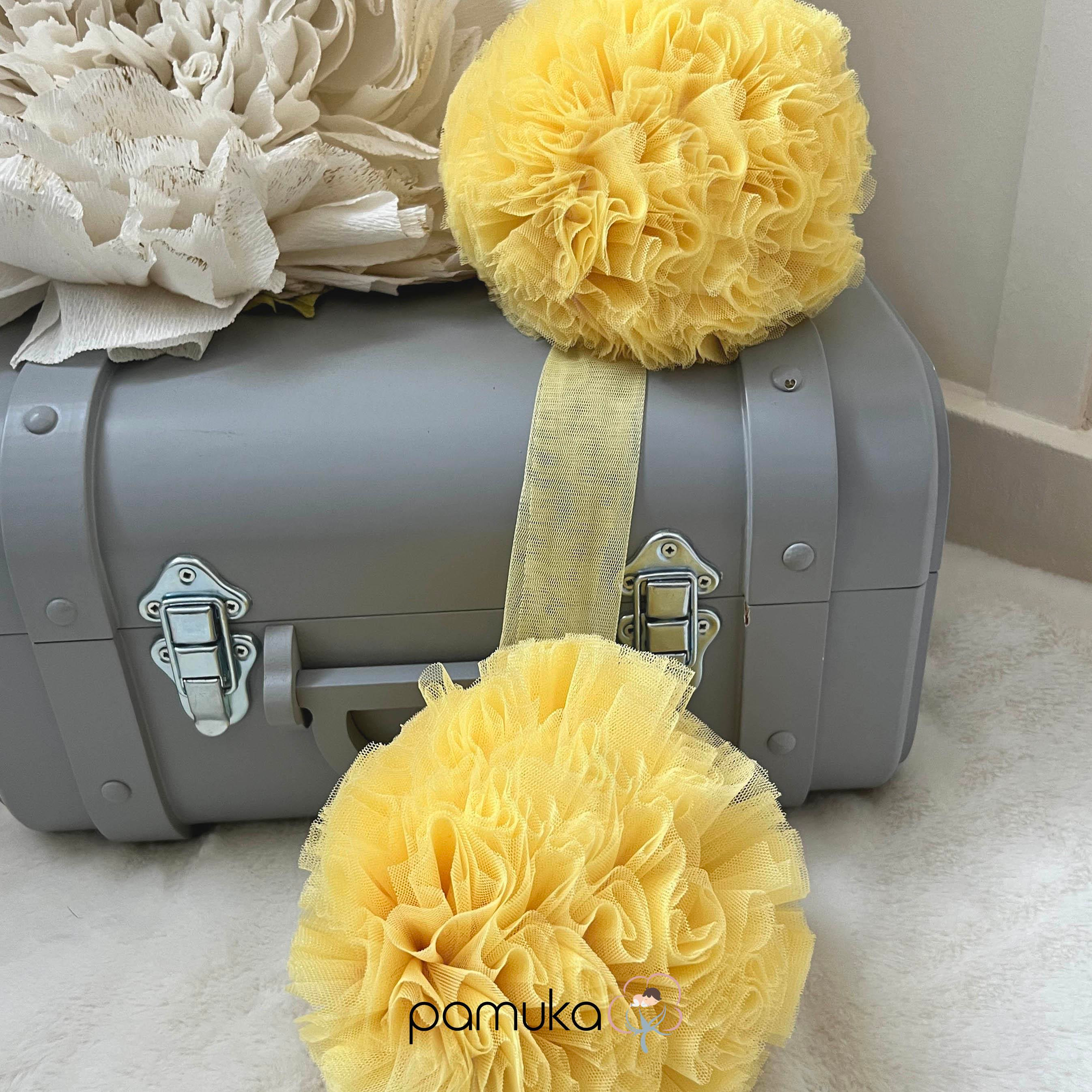 Twin Ponpon-Yellow