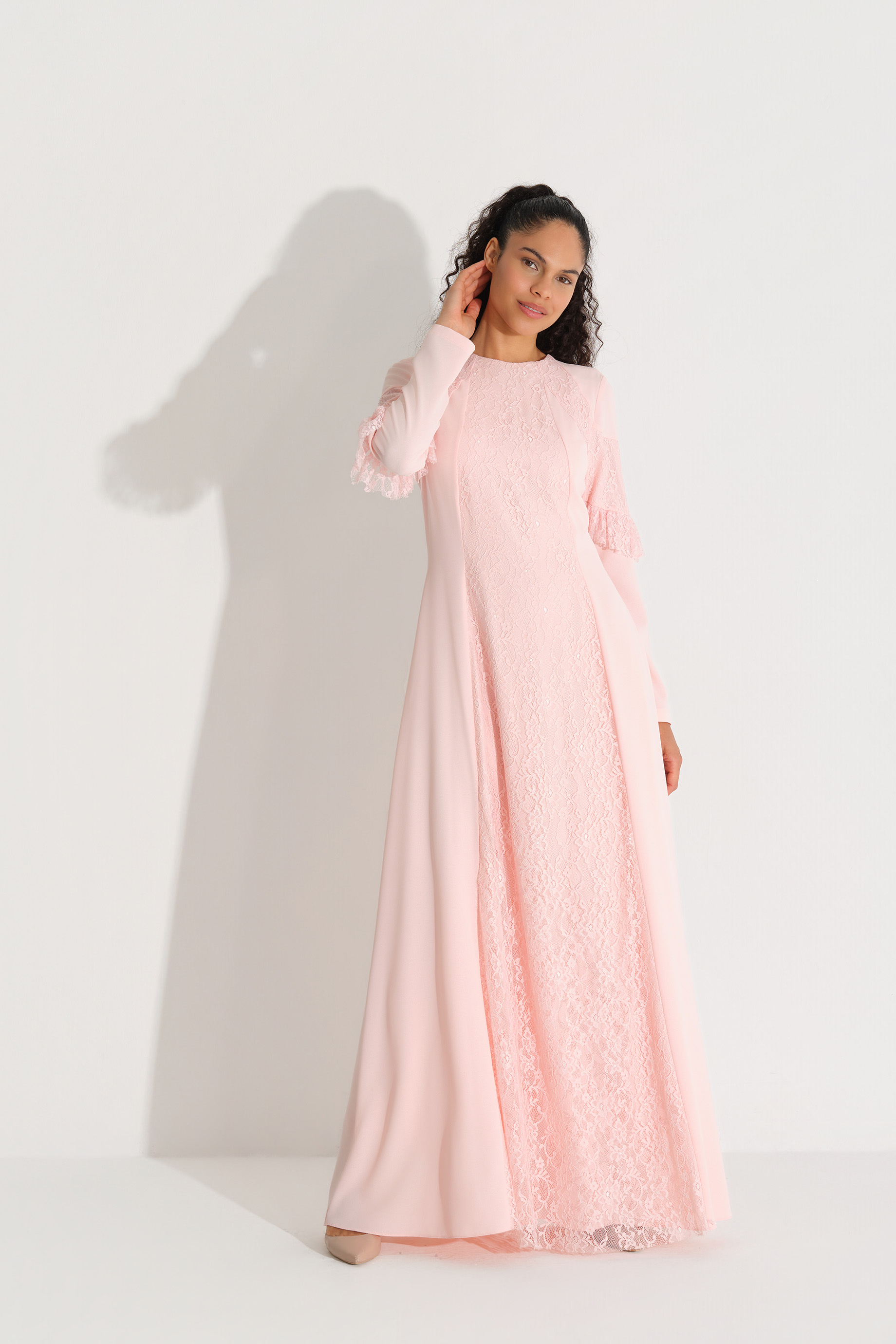 DANTELLİ KREP ELBİSE Pembe