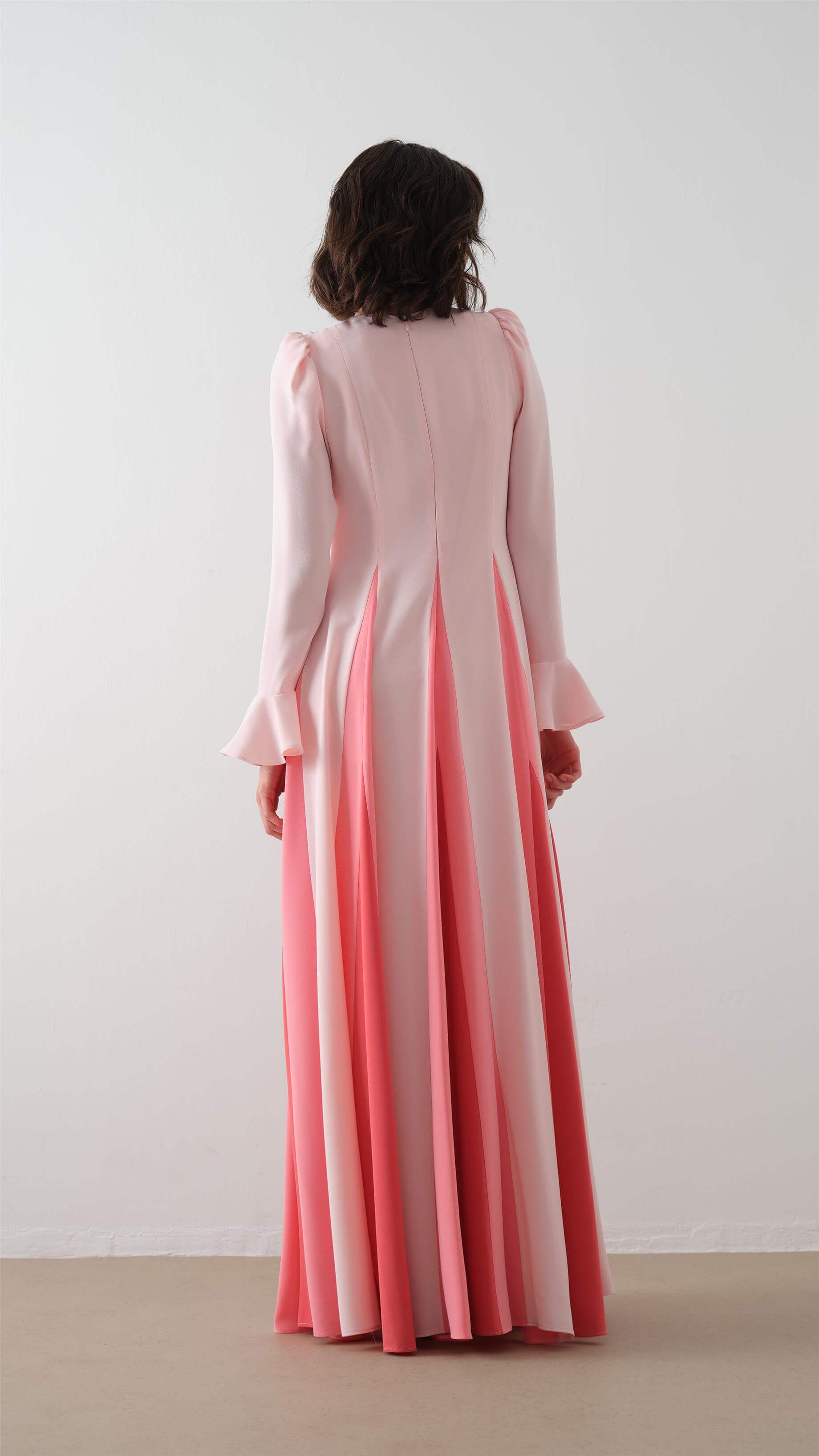 ETEĞİ PARÇALI ELBİSE Pembe