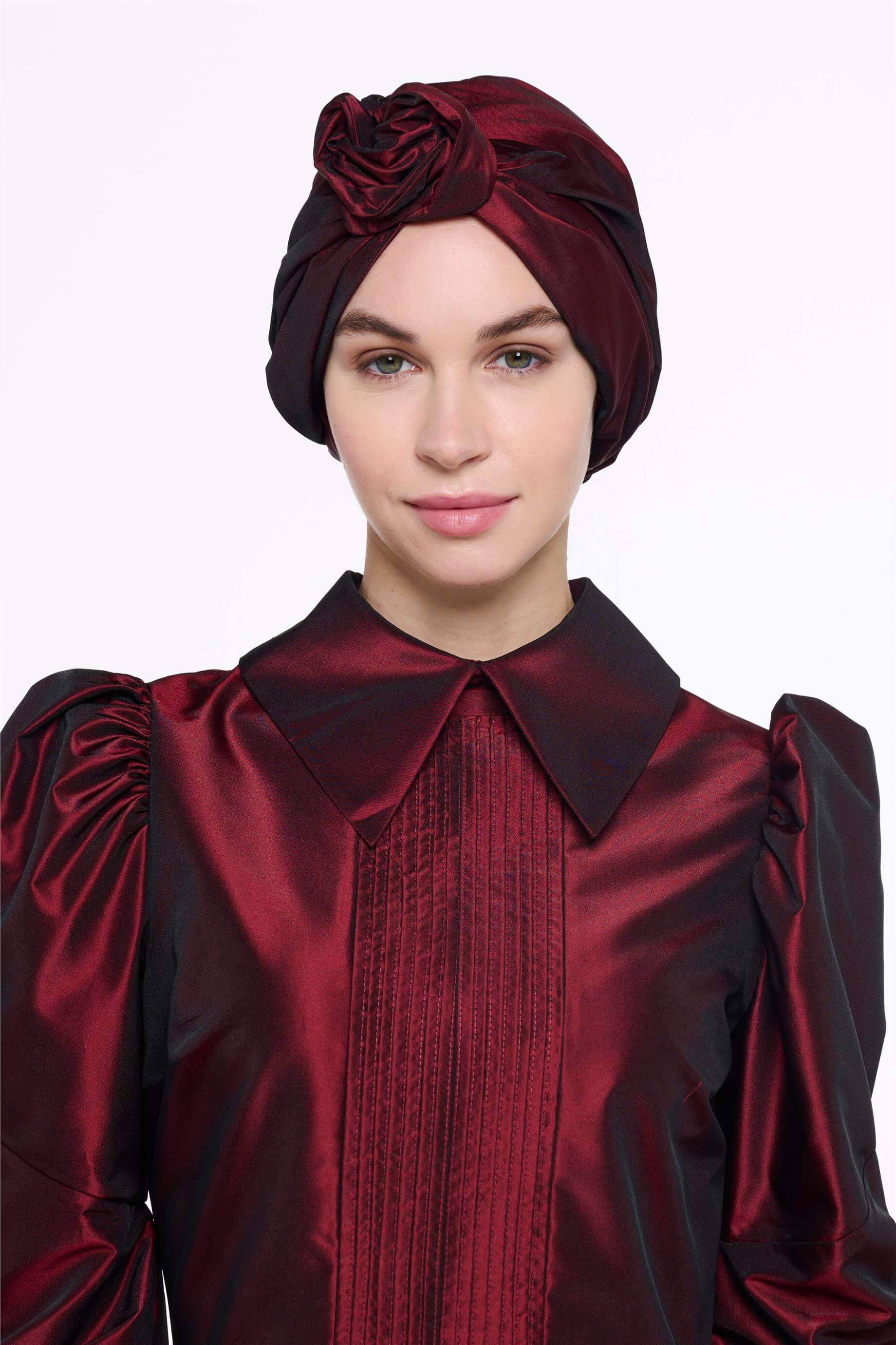 İÇİ TELLİ TAFTA BONE Bordo