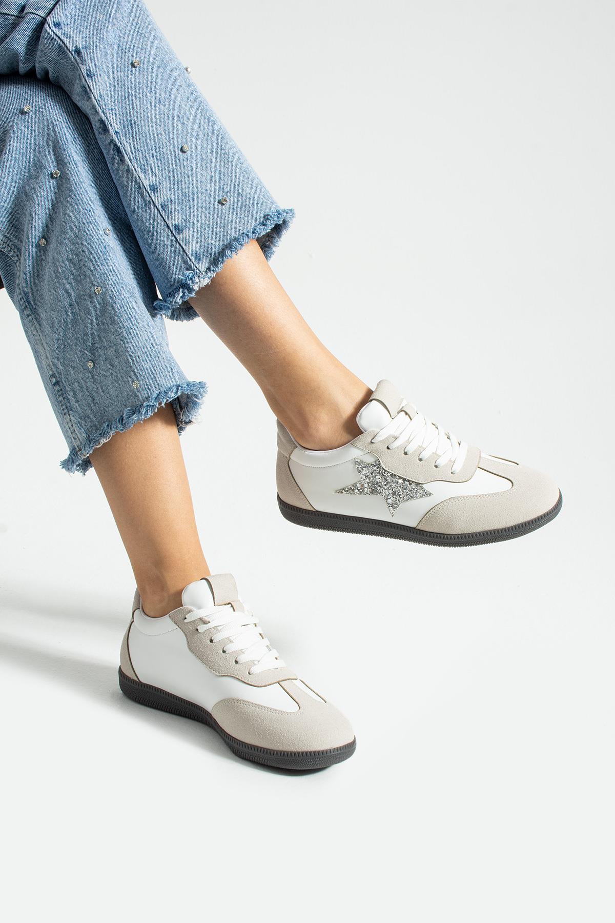 Kadın Sneaker Bağcıklı Yarım Yıldız Detaylı Spor Ayakkabı Nuvon - Beyaz