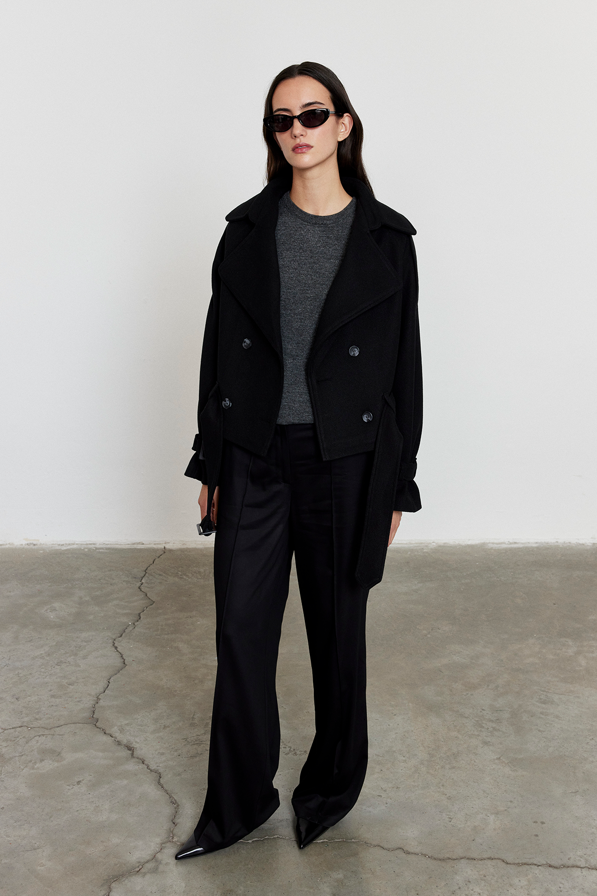 Apoletli Kısa Kaşe Kaban Siyah