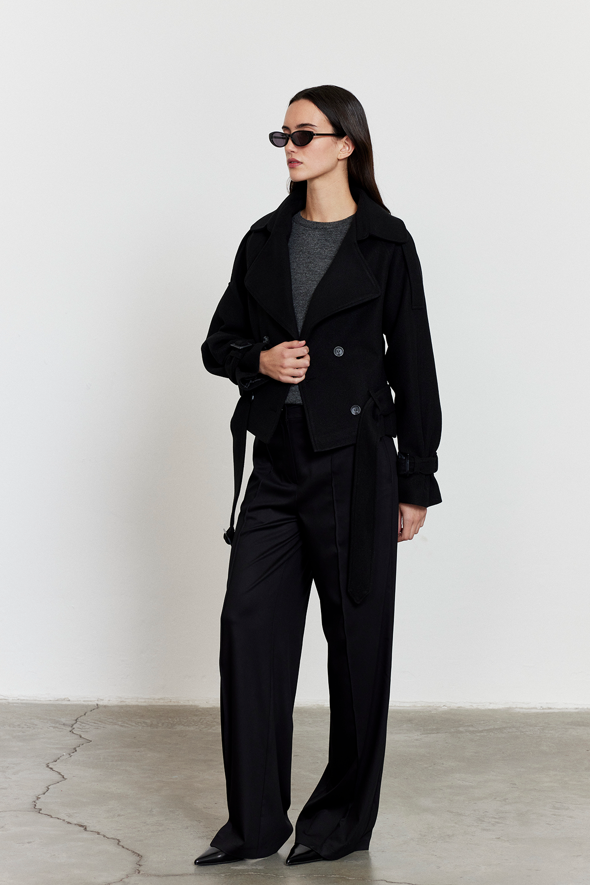 Apoletli Kısa Kaşe Kaban Siyah