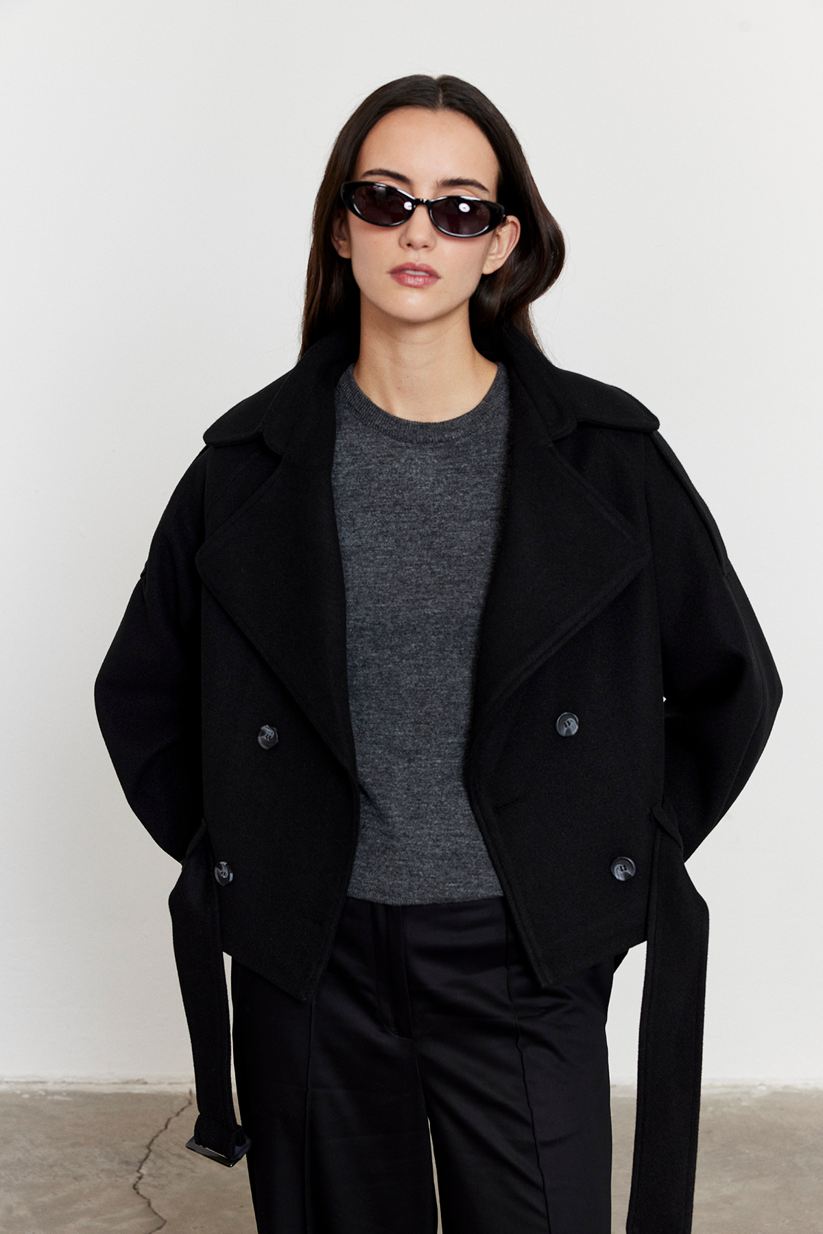 Apoletli Kısa Kaşe Kaban Siyah