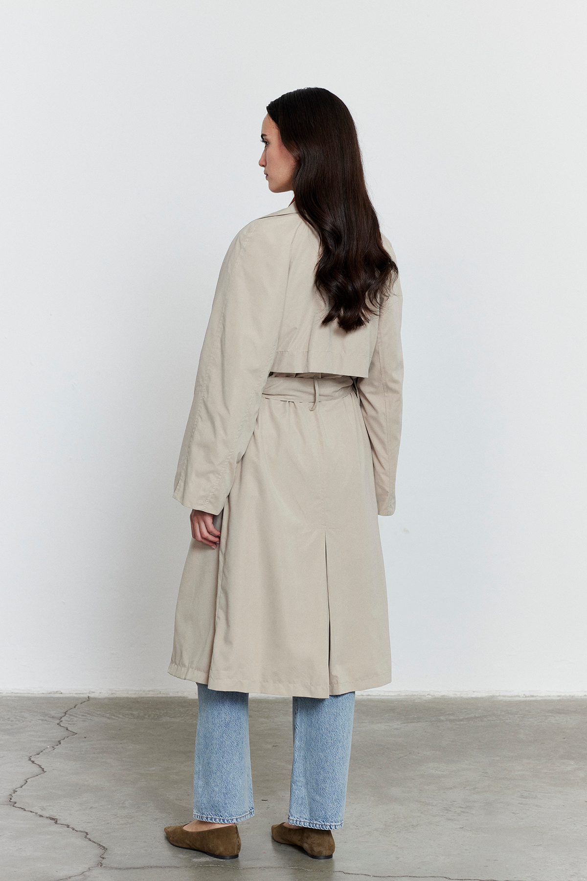 Bej Kuşaklı Mevsimlik İnce Trençkot BEJ