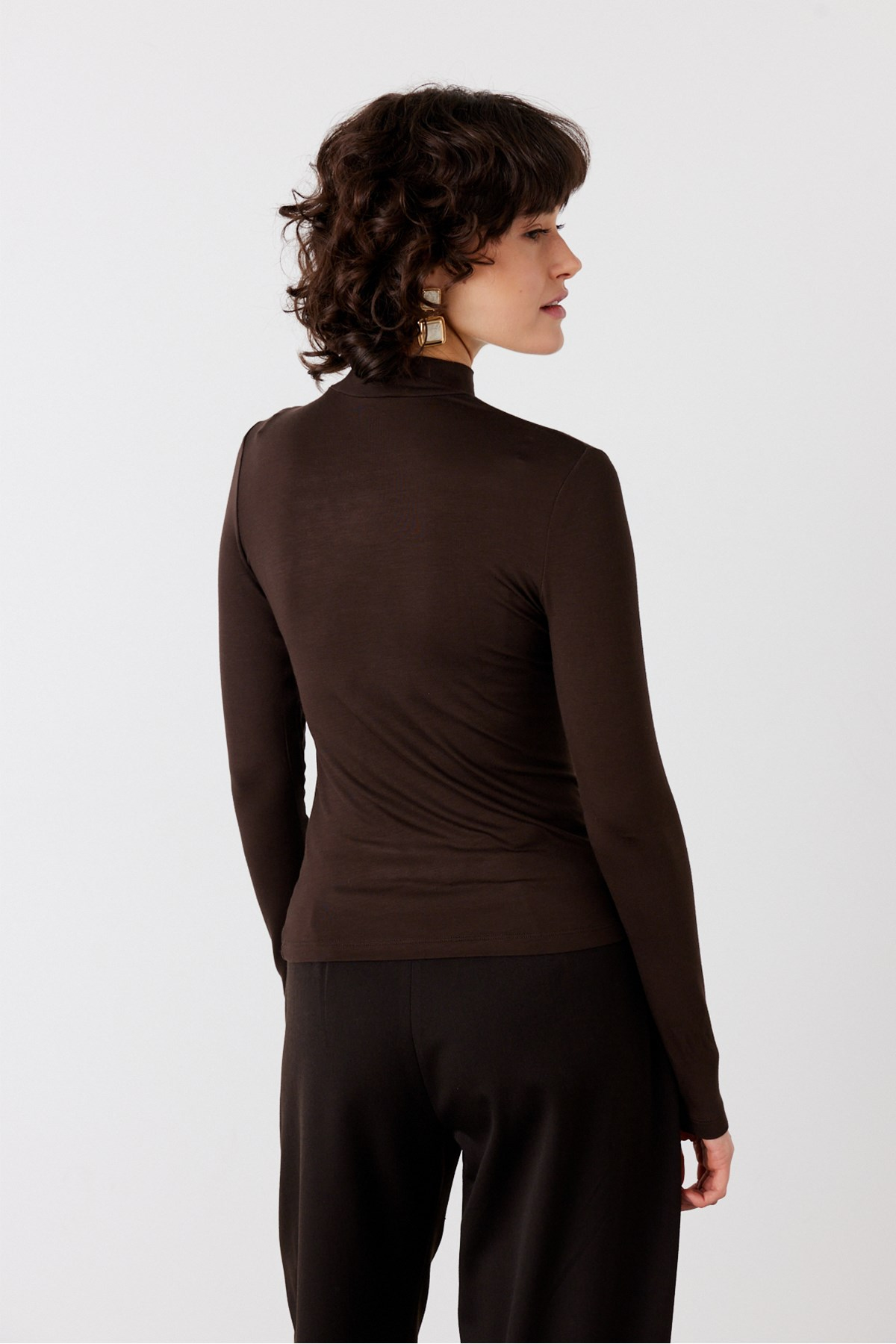 Dik Yaka Basic Body Acı Kahve